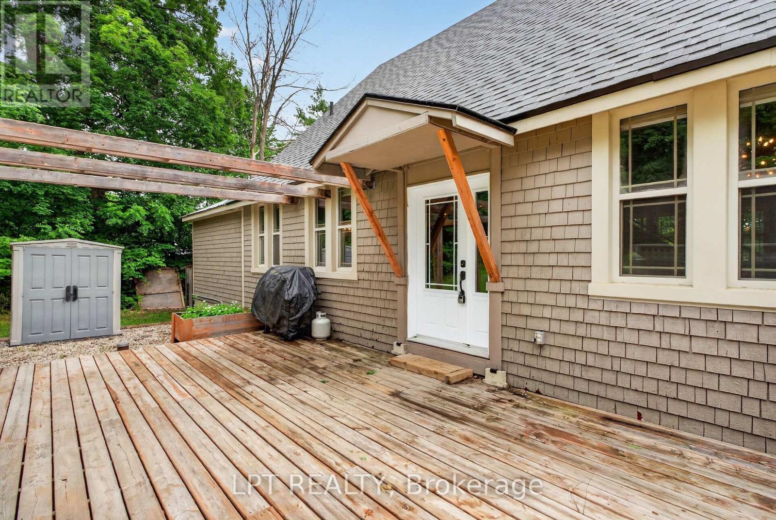 26 Charbonneau Street, Mcnab/braeside, Ontario  K0A 1G0 - Photo 10 - X13463660