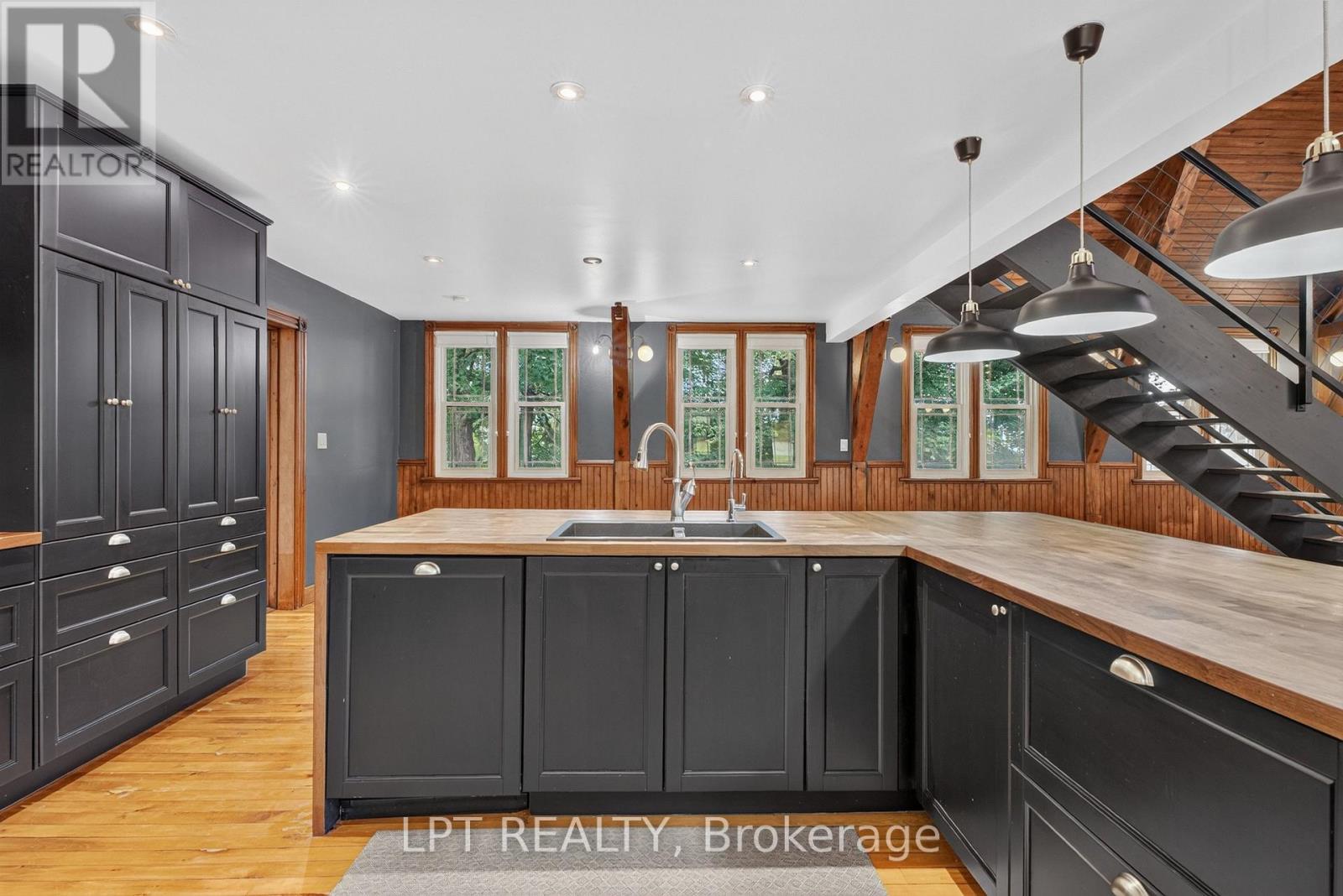 26 Charbonneau Street, Mcnab/braeside, Ontario  K0A 1G0 - Photo 18 - X13463660