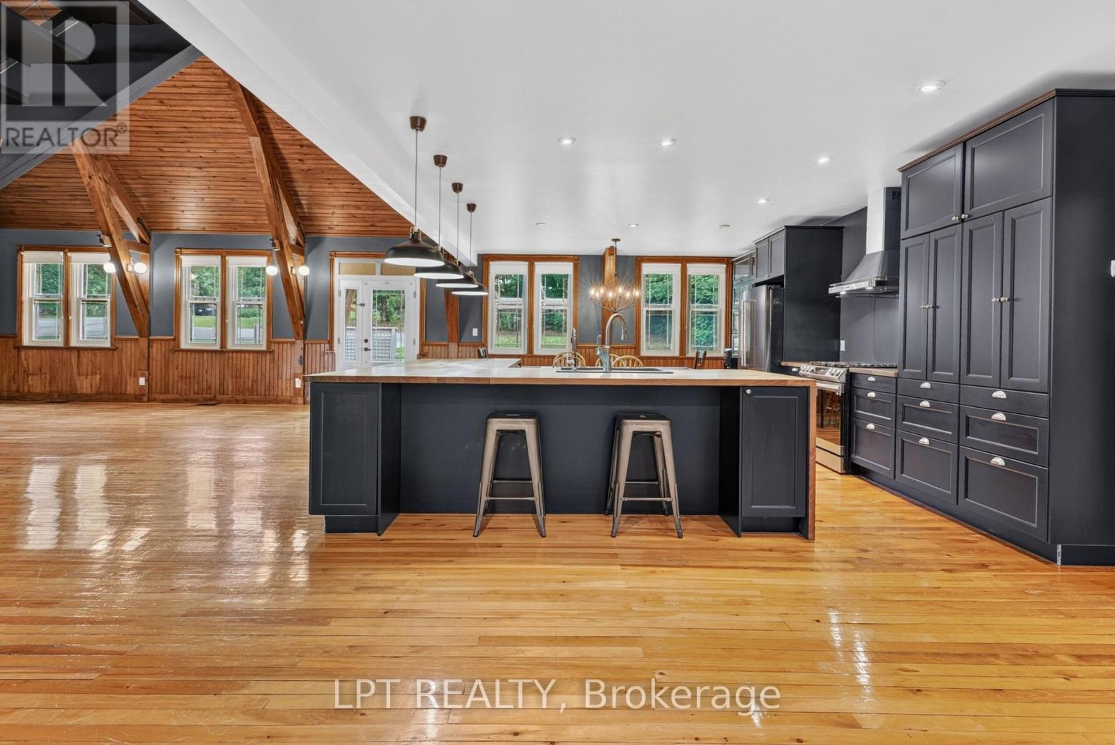 26 Charbonneau Street, Mcnab/braeside, Ontario  K0A 1G0 - Photo 19 - X13463660