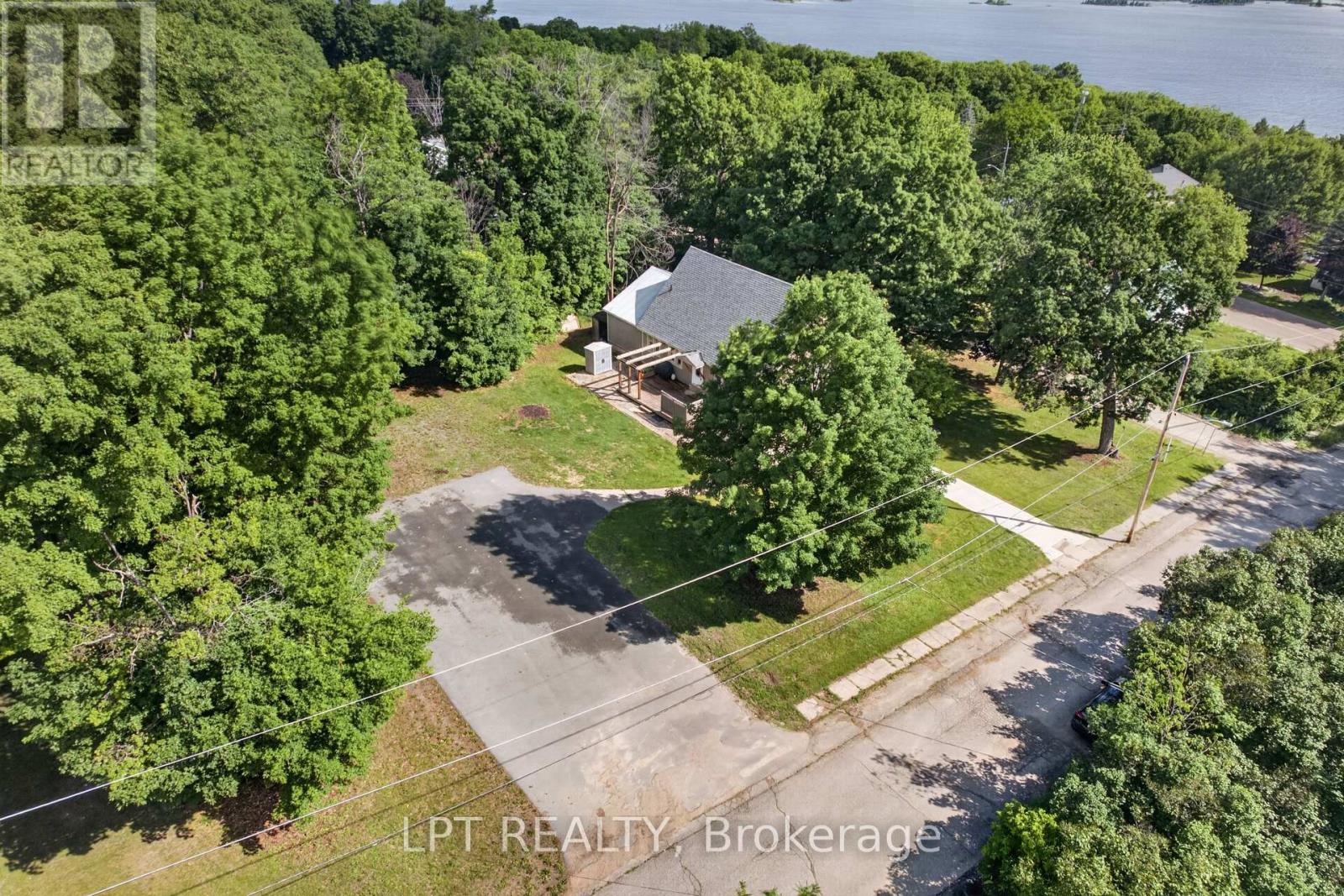 26 Charbonneau Street, Mcnab/braeside, Ontario  K0A 1G0 - Photo 6 - X13463660