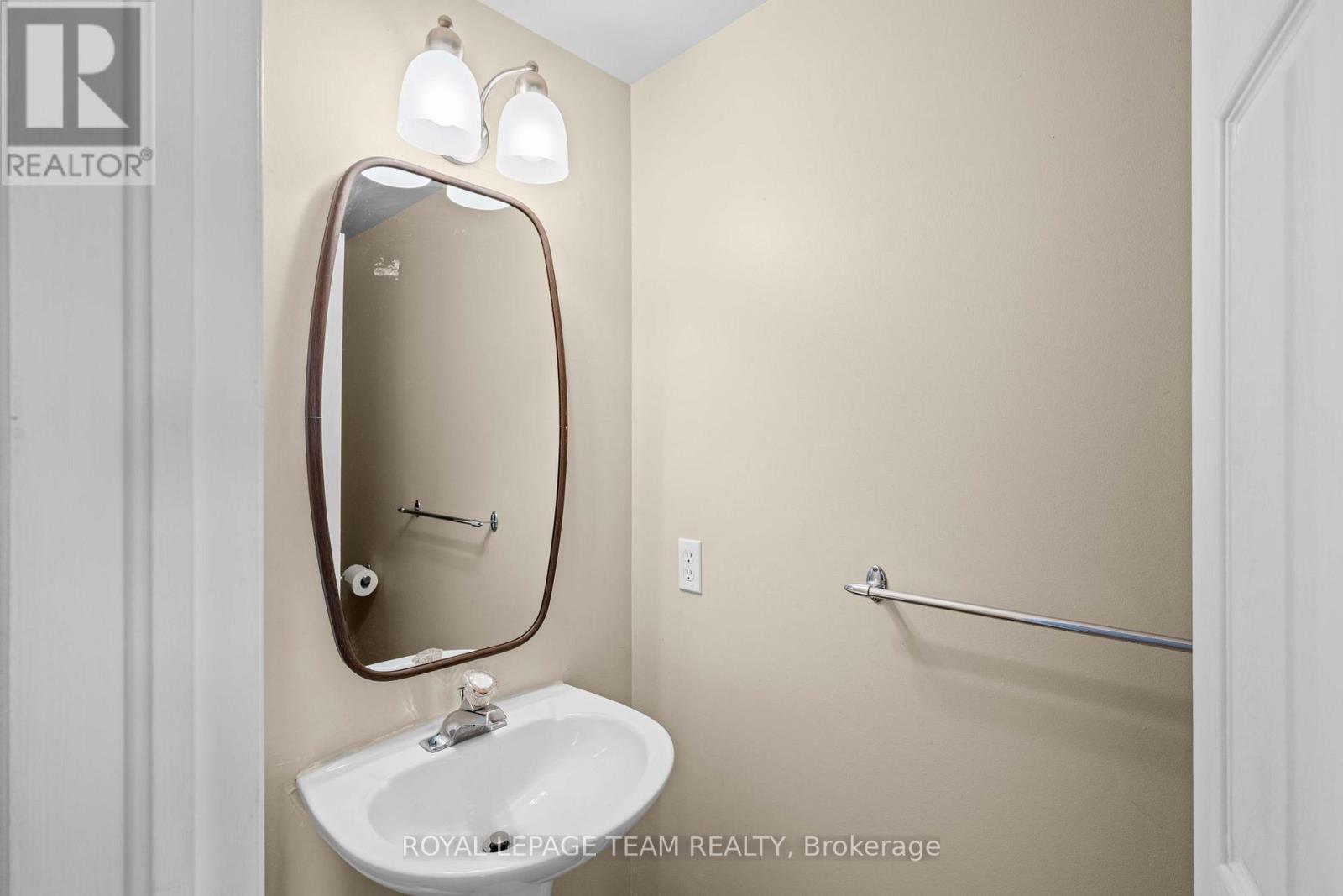 91 Thornbury Crescent, Ottawa, Ontario  K2G 6C4 - Photo 11 - X13463676
