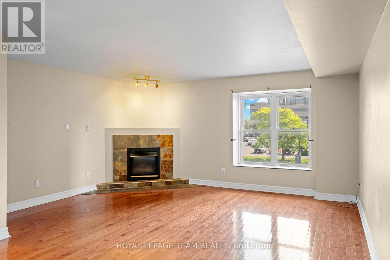 91 Thornbury Crescent, Ottawa, Ontario  K2G 6C4 - Photo 14 - X13463676