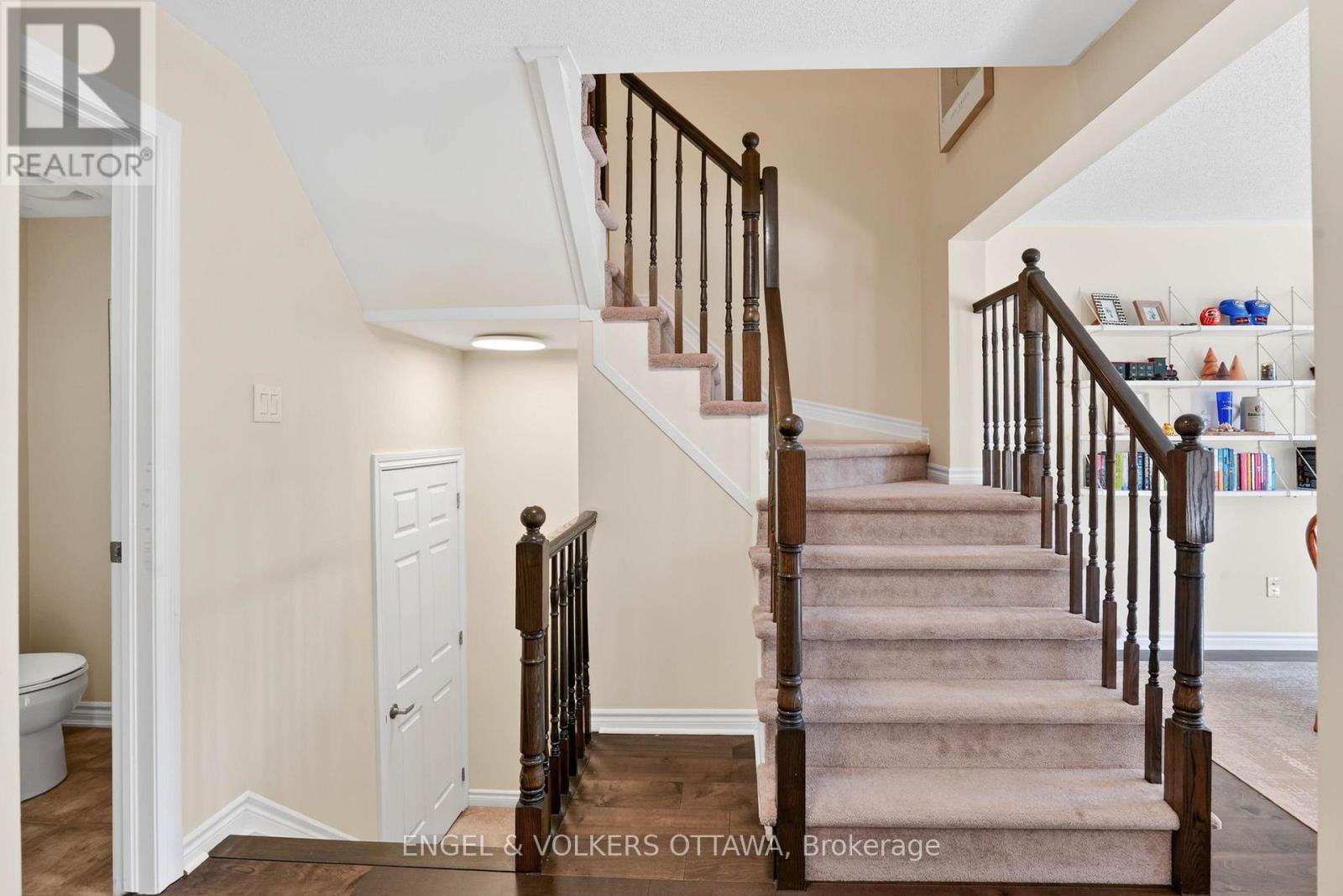241 Par-La-Ville Circle, Ottawa, Ontario  K2S 0T6 - Photo 17 - X13463726