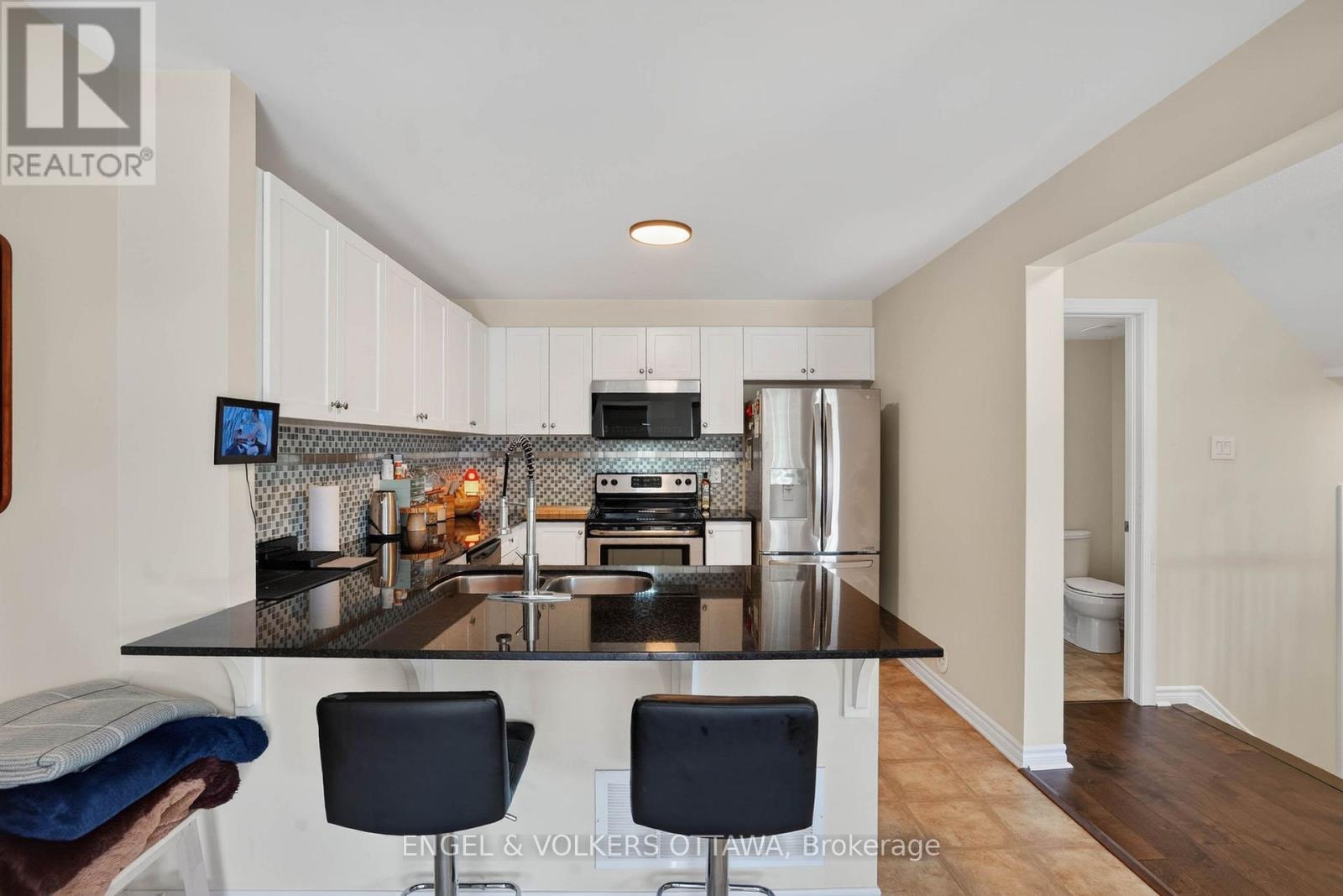 241 Par-La-Ville Circle, Ottawa, Ontario  K2S 0T6 - Photo 8 - X13463726