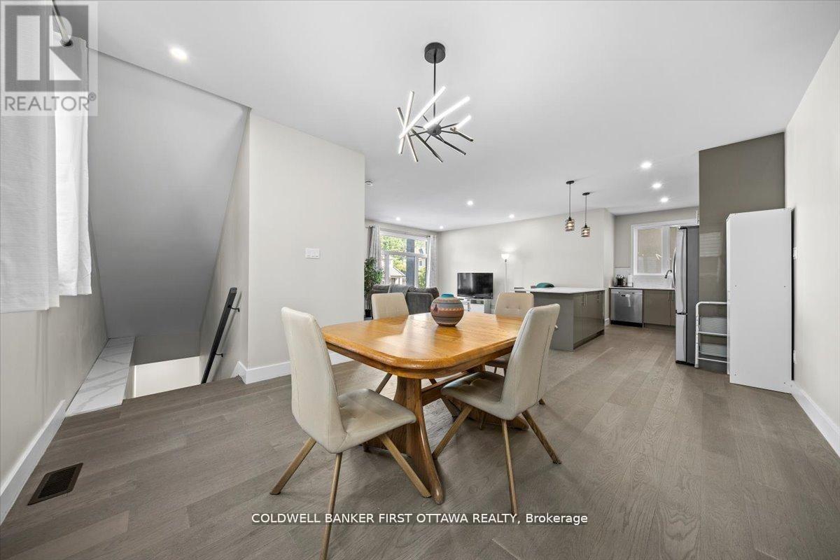 A & B - 25 Pennard Way, Ottawa, Ontario  K1T 4C1 - Photo 15 - X13463754