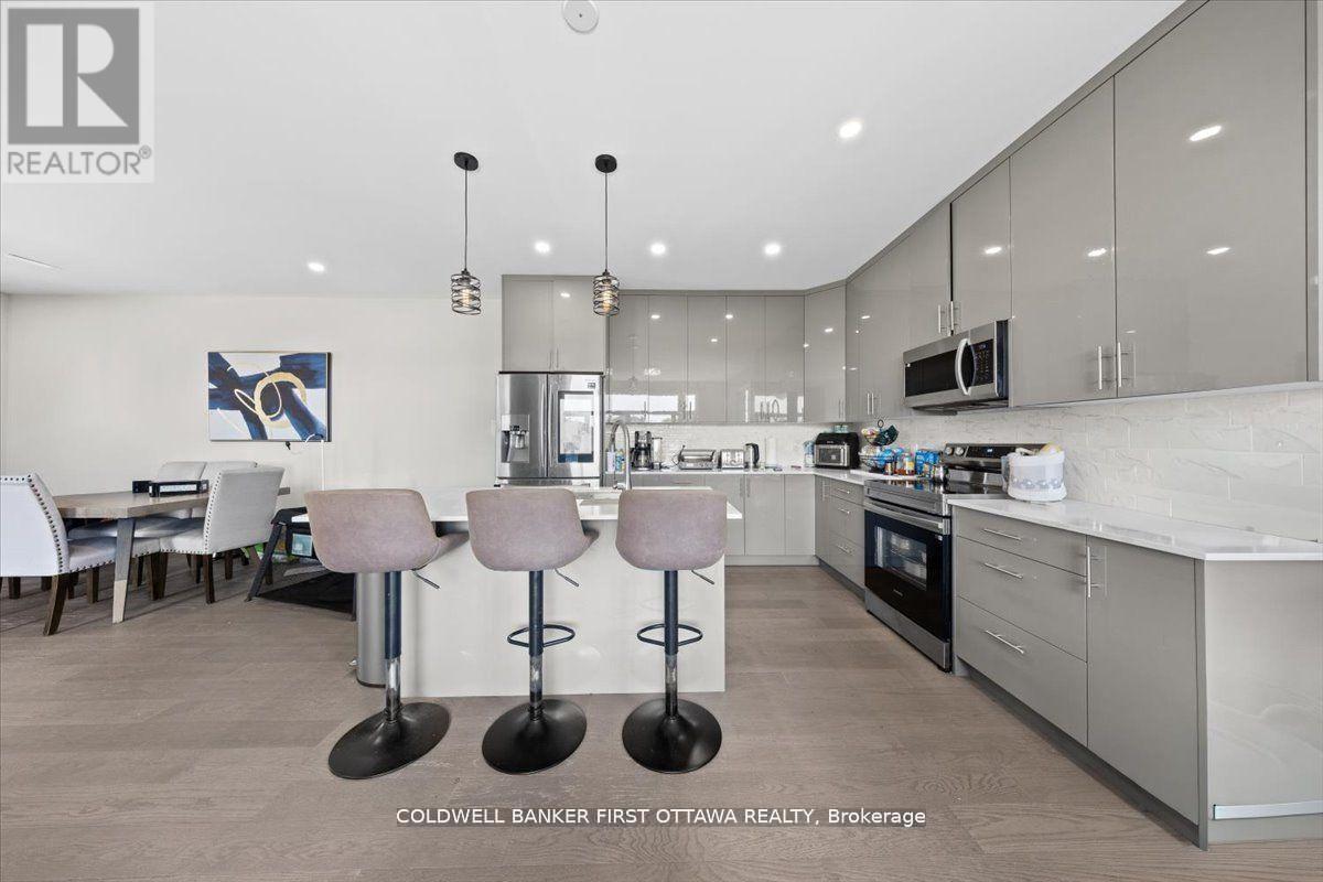 A & B - 25 Pennard Way, Ottawa, Ontario  K1T 4C1 - Photo 29 - X13463754