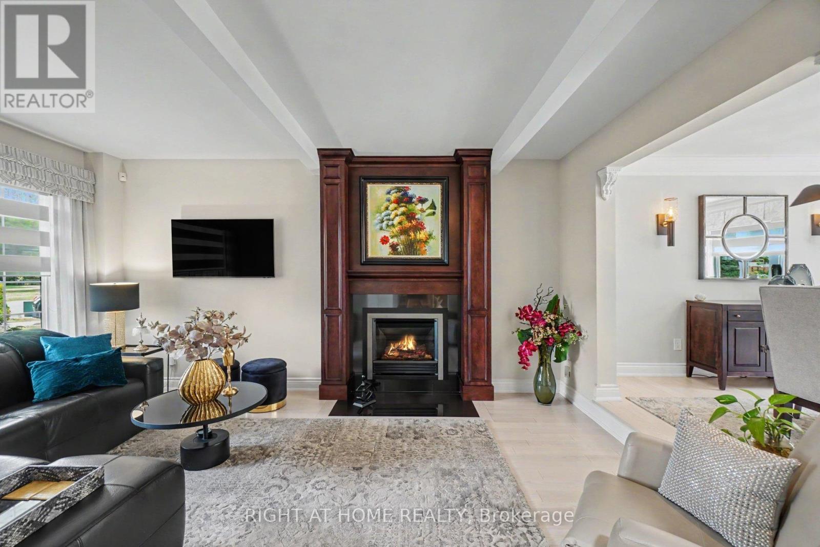 1484 Meadowbrook Road, Ottawa, Ontario  K1B 5C3 - Photo 8 - X13463858