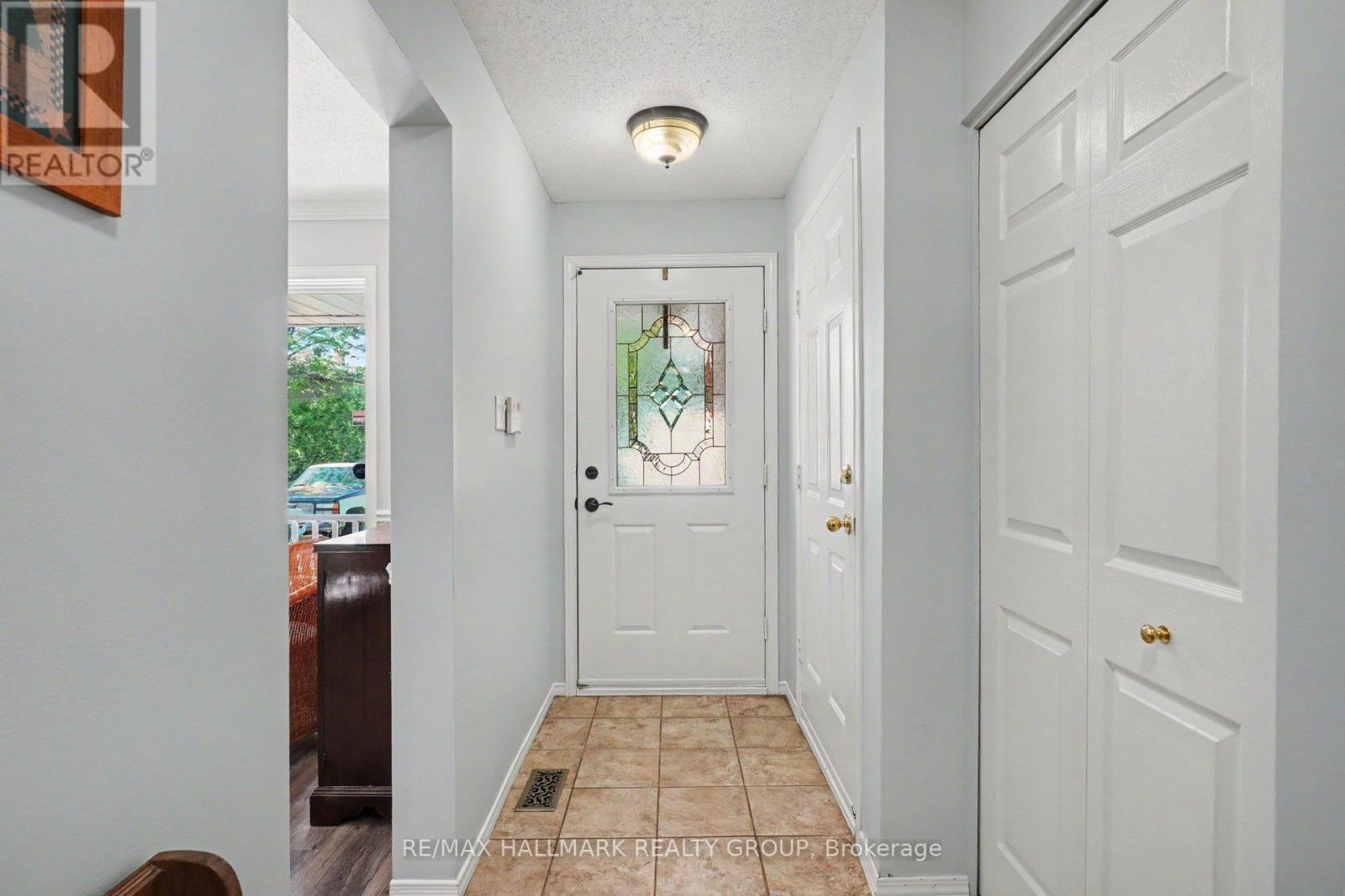 29 Carbery Drive, Ottawa, Ontario  K2S 1E5 - Photo 4 - X13463950