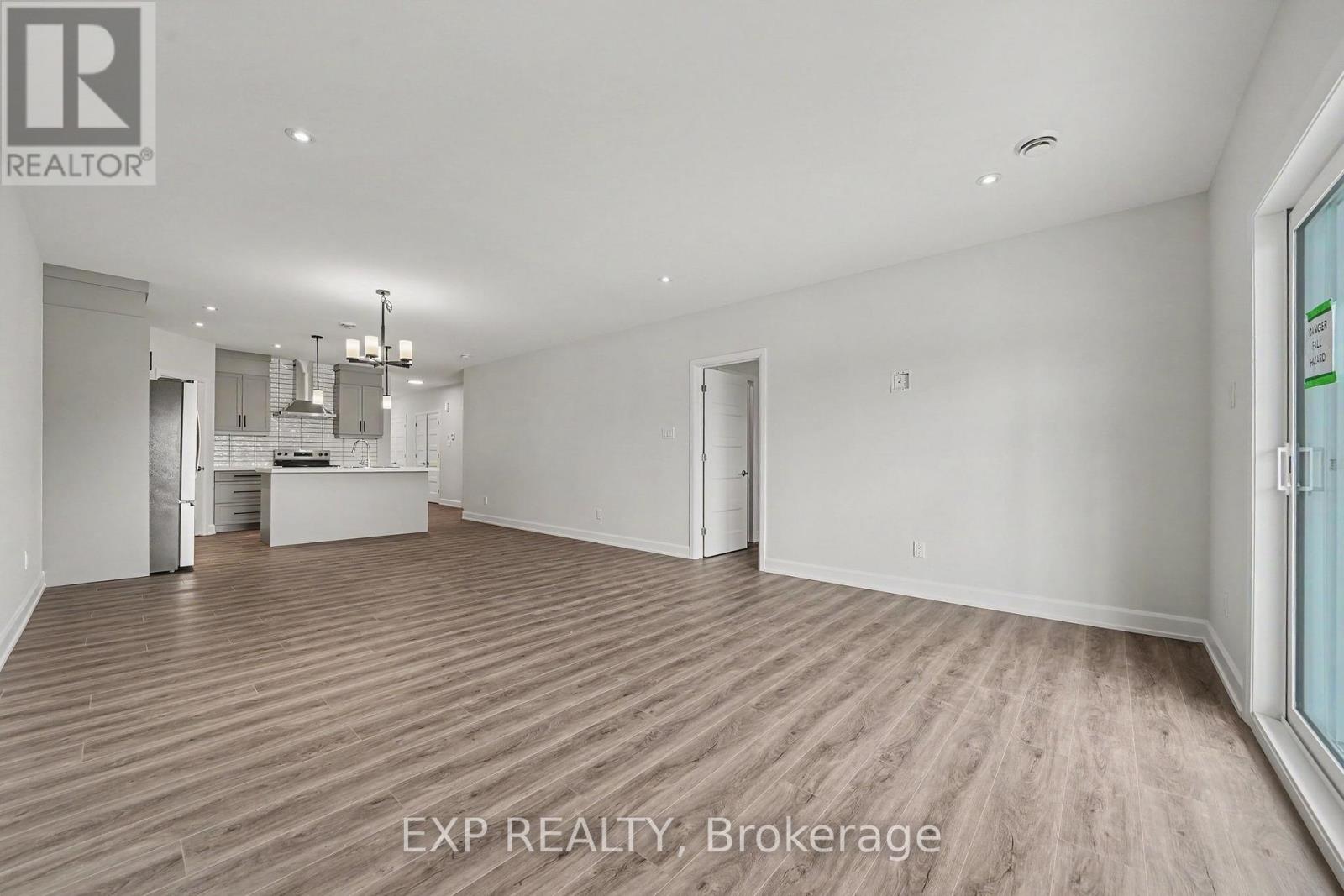 A - 488 Falcon Lane, Russell, Ontario  K4R 0M5 - Photo 4 - X13464022