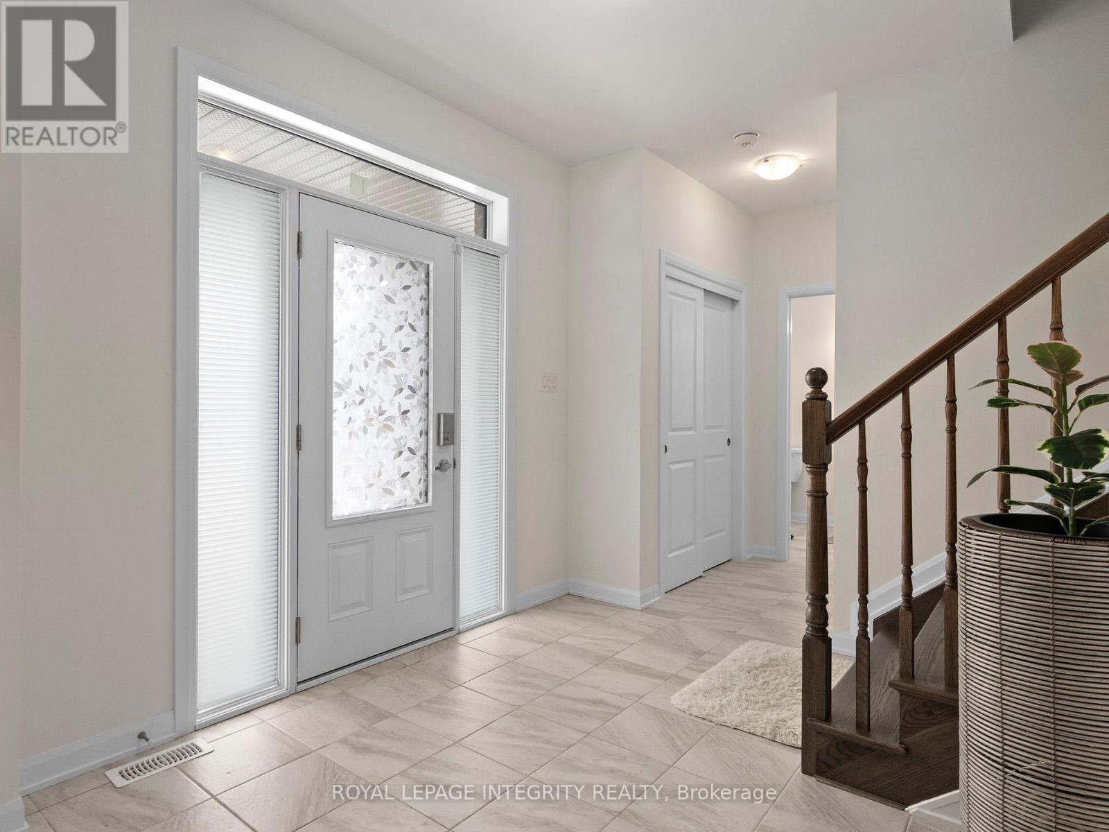 168 Maynooth Court, Ottawa, Ontario  K2J 6Y5 - Photo 4 - X13464038