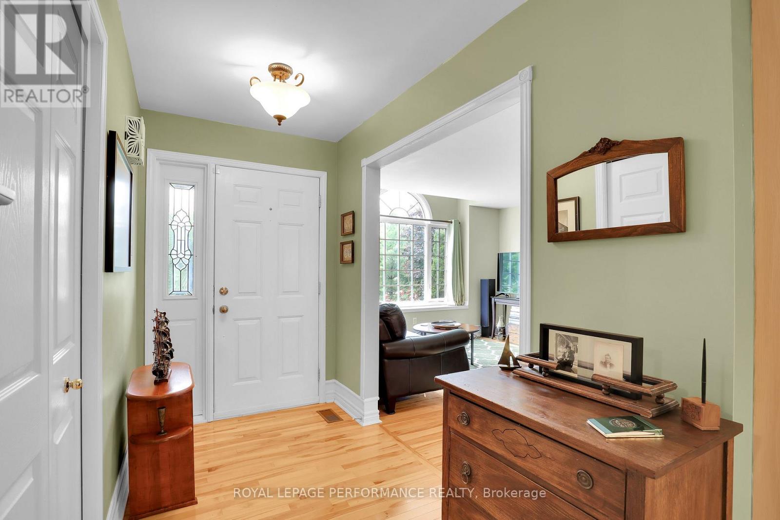 6115 Kaycourt Drive, Ottawa, Ontario  K0A 2W0 - Photo 3 - X13464122