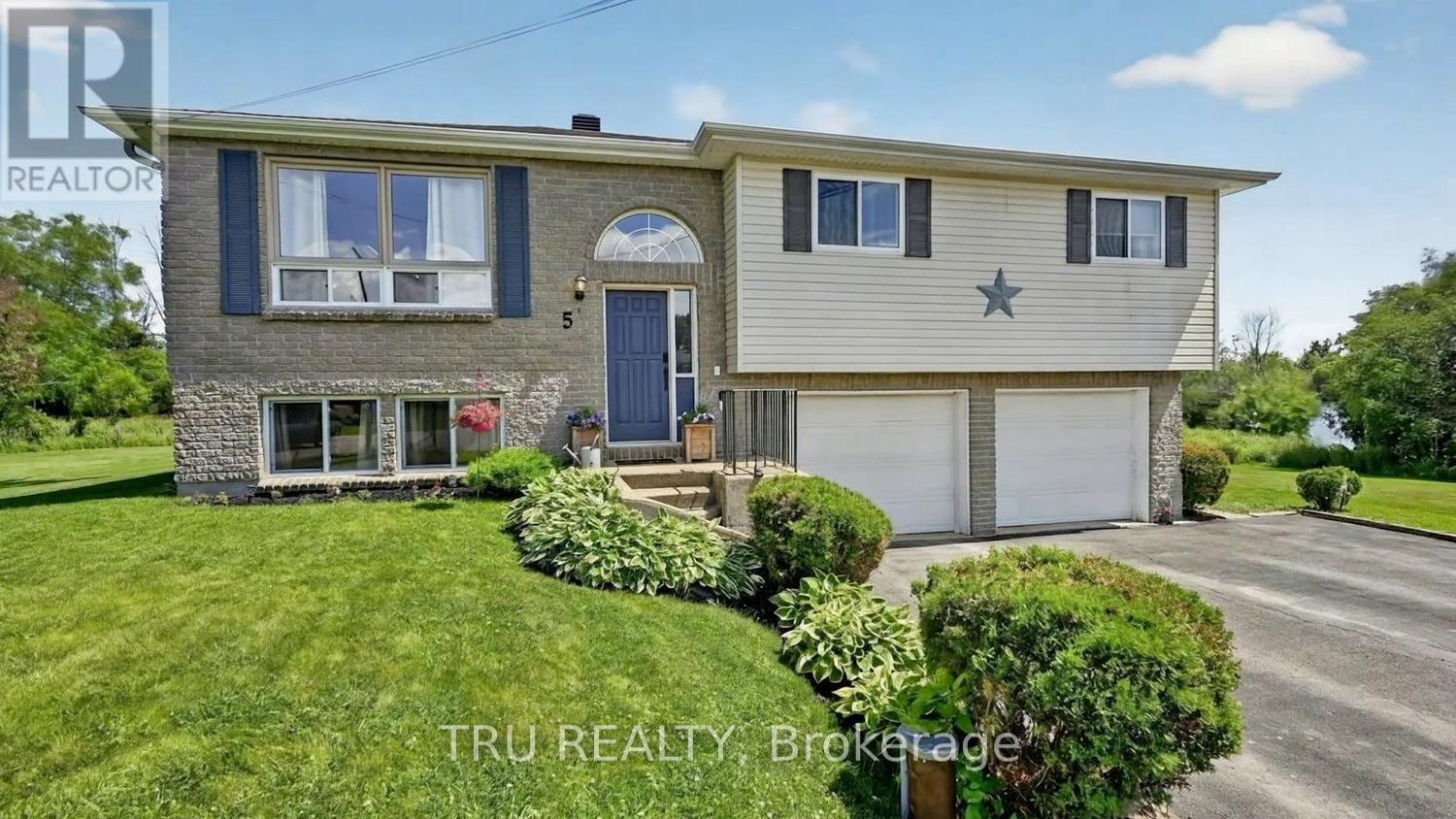 5 Brookview Crescent, Athens, Ontario  K0E 1B0 - Photo 1 - X13464132