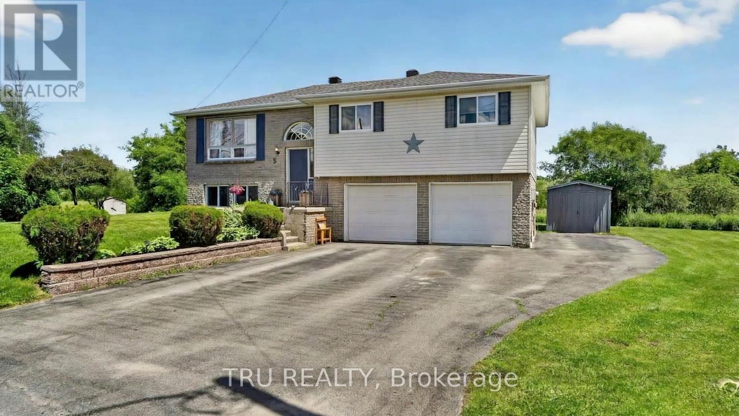 5 Brookview Crescent, Athens, Ontario  K0E 1B0 - Photo 2 - X13464132