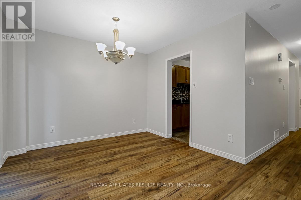 93 Mountshannon Drive, Ottawa, Ontario  K2J 4C2 - Photo 12 - X13464226