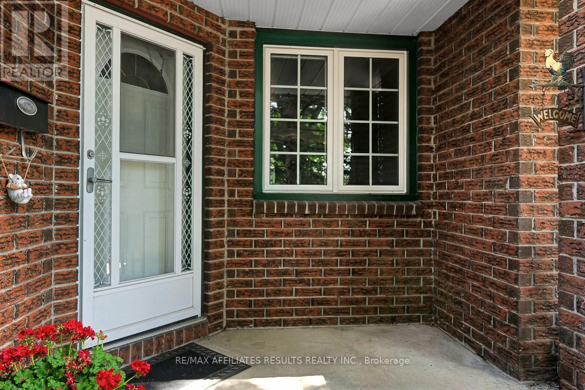 93 Mountshannon Drive, Ottawa, Ontario  K2J 4C2 - Photo 2 - X13464226