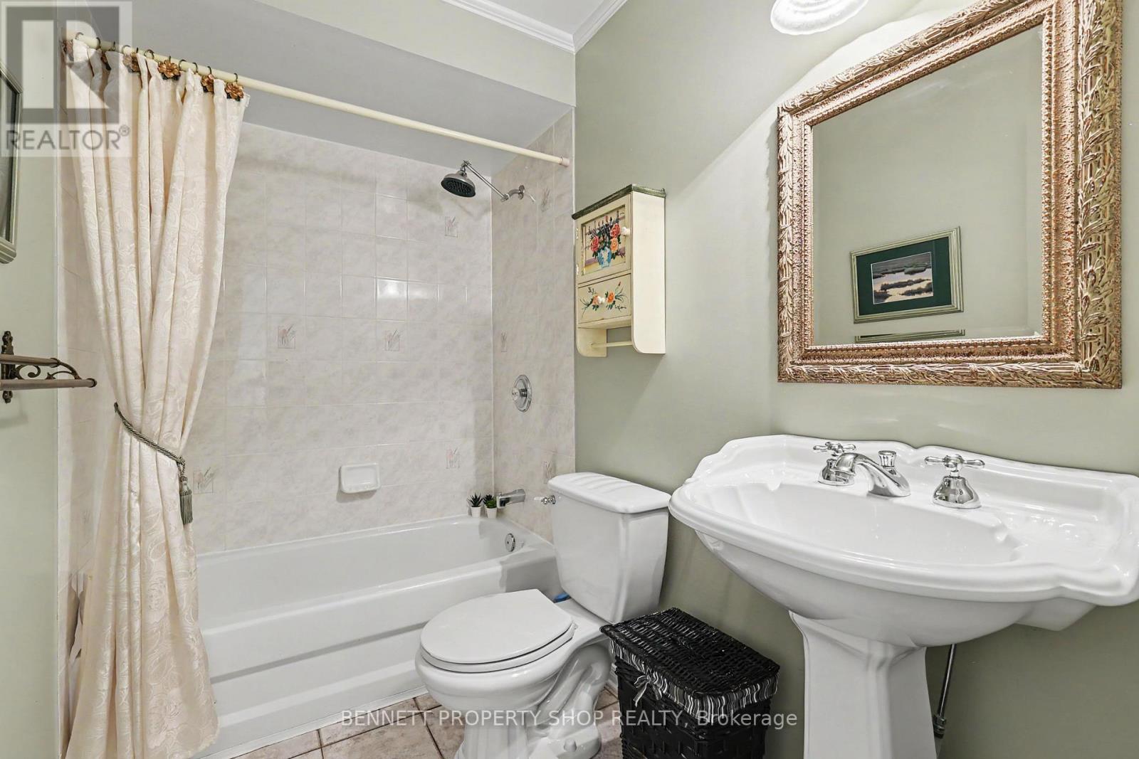 4 Burnstead Crescent, Ottawa, Ontario  K2M 2T4 - Photo 14 - X13464234