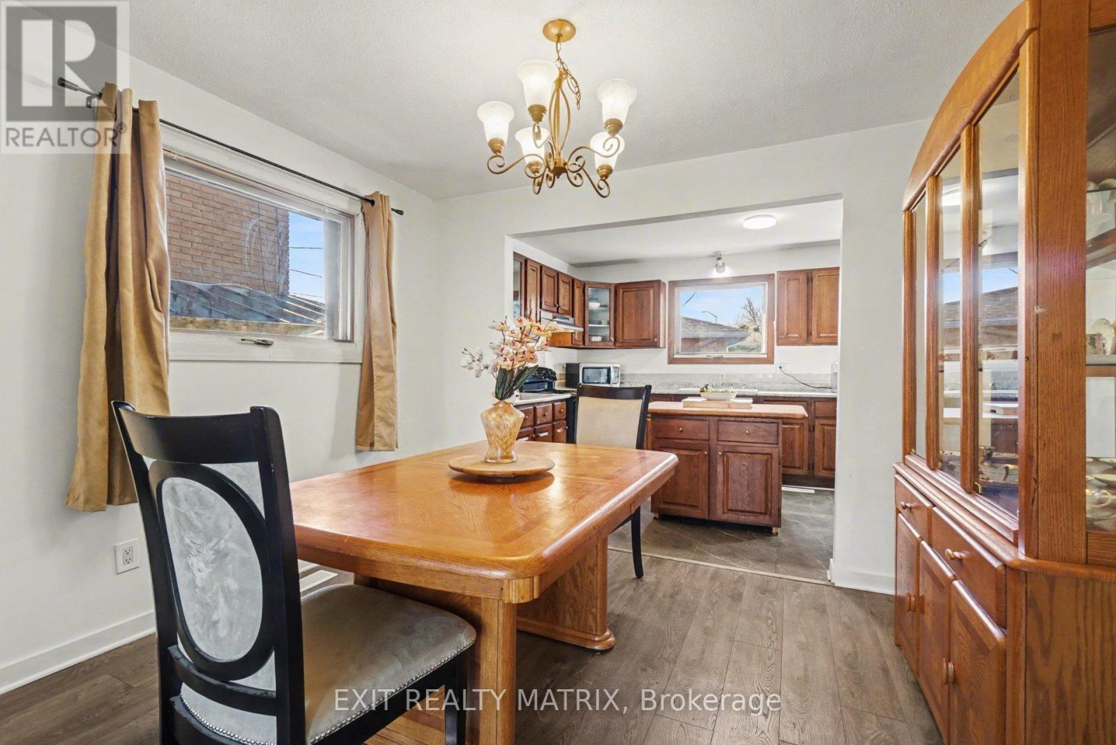 1864 Lenester Avenue, Ottawa, Ontario  K2A 3W8 - Photo 11 - X13464238