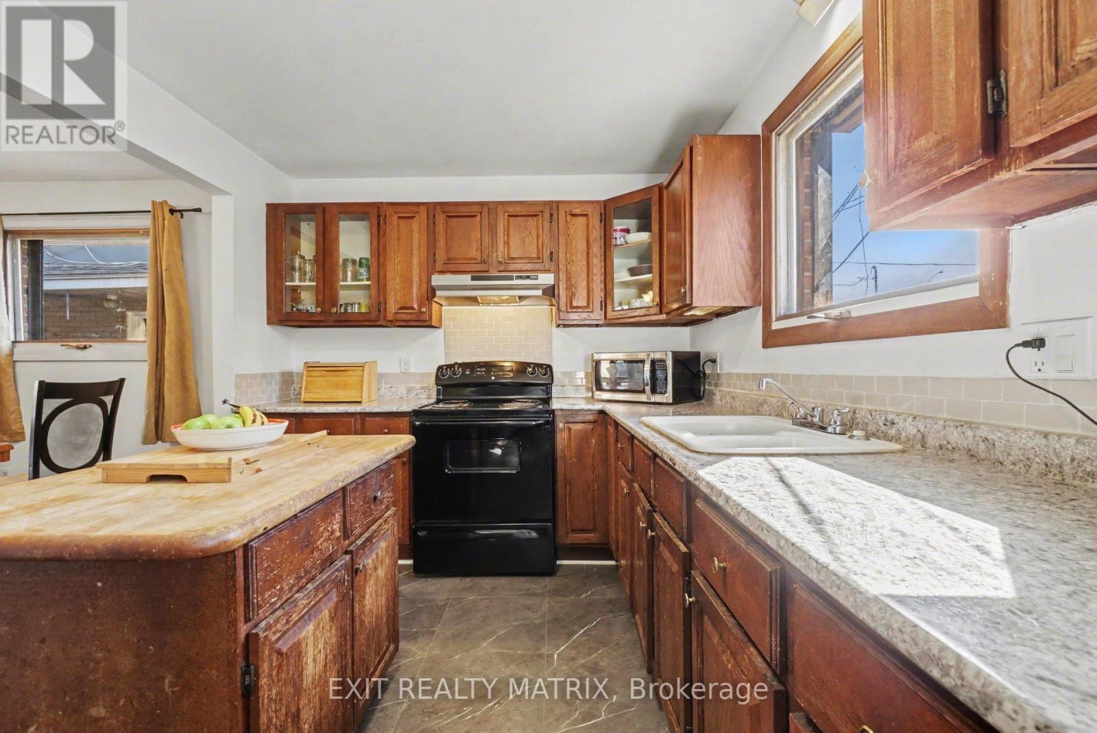 1864 Lenester Avenue, Ottawa, Ontario  K2A 3W8 - Photo 14 - X13464238