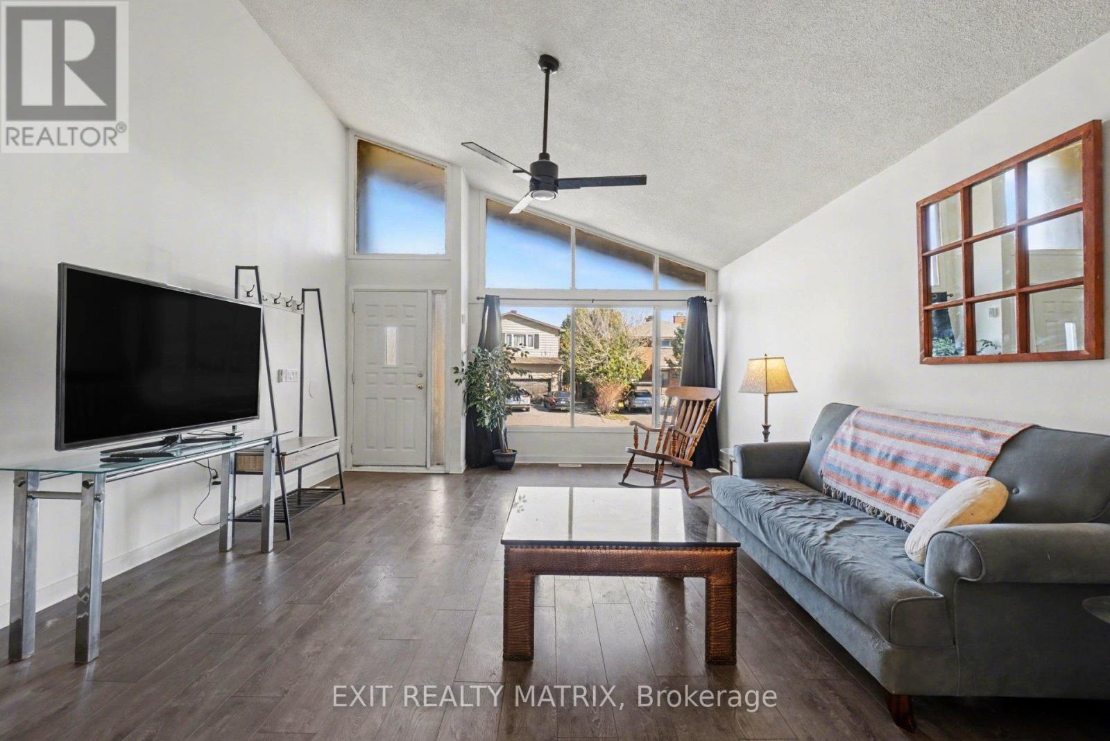 1864 Lenester Avenue, Ottawa, Ontario  K2A 3W8 - Photo 6 - X13464238