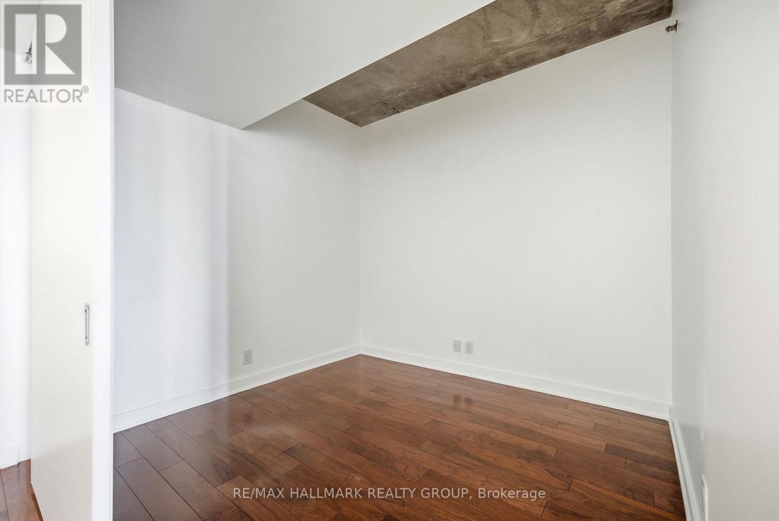 645 - 340 Mcleod Street, Ottawa, Ontario  K2P 1A4 - Photo 3 - X13464282