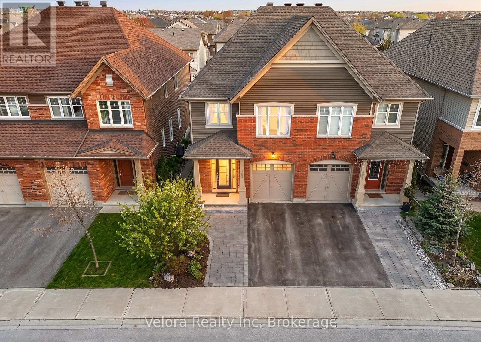 352 Warmstone Drive, Ottawa, Ontario  K2S 0W3 - Photo 1 - X13464402