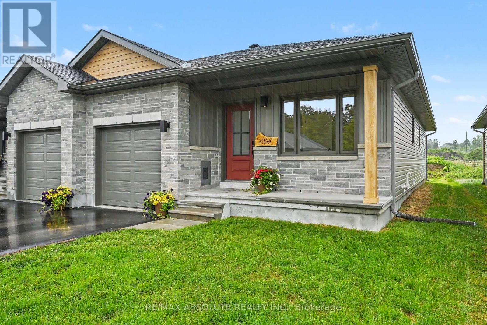 186 Seabert Drive, Arnprior, Ontario  K7S 0H9 - Photo 2 - X13464426