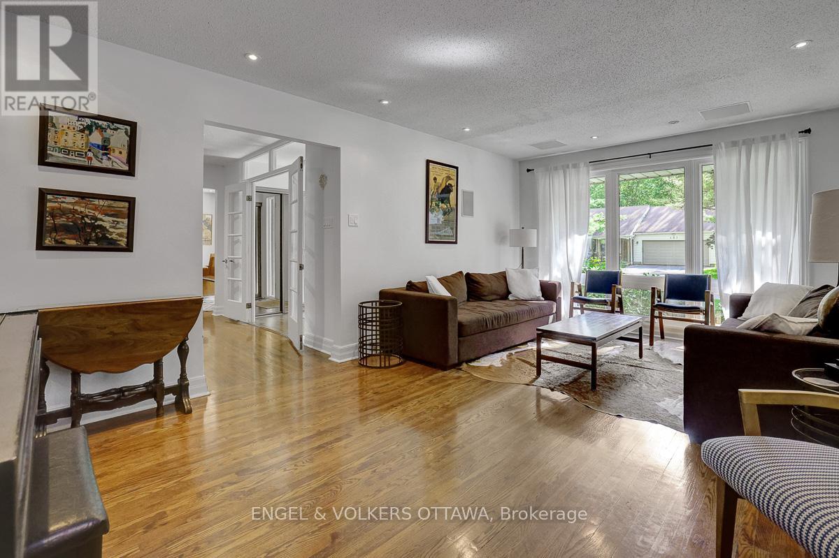 516 Buchanan Crescent, Ottawa, Ontario  K1J 7X9 - Photo 6 - X13464434