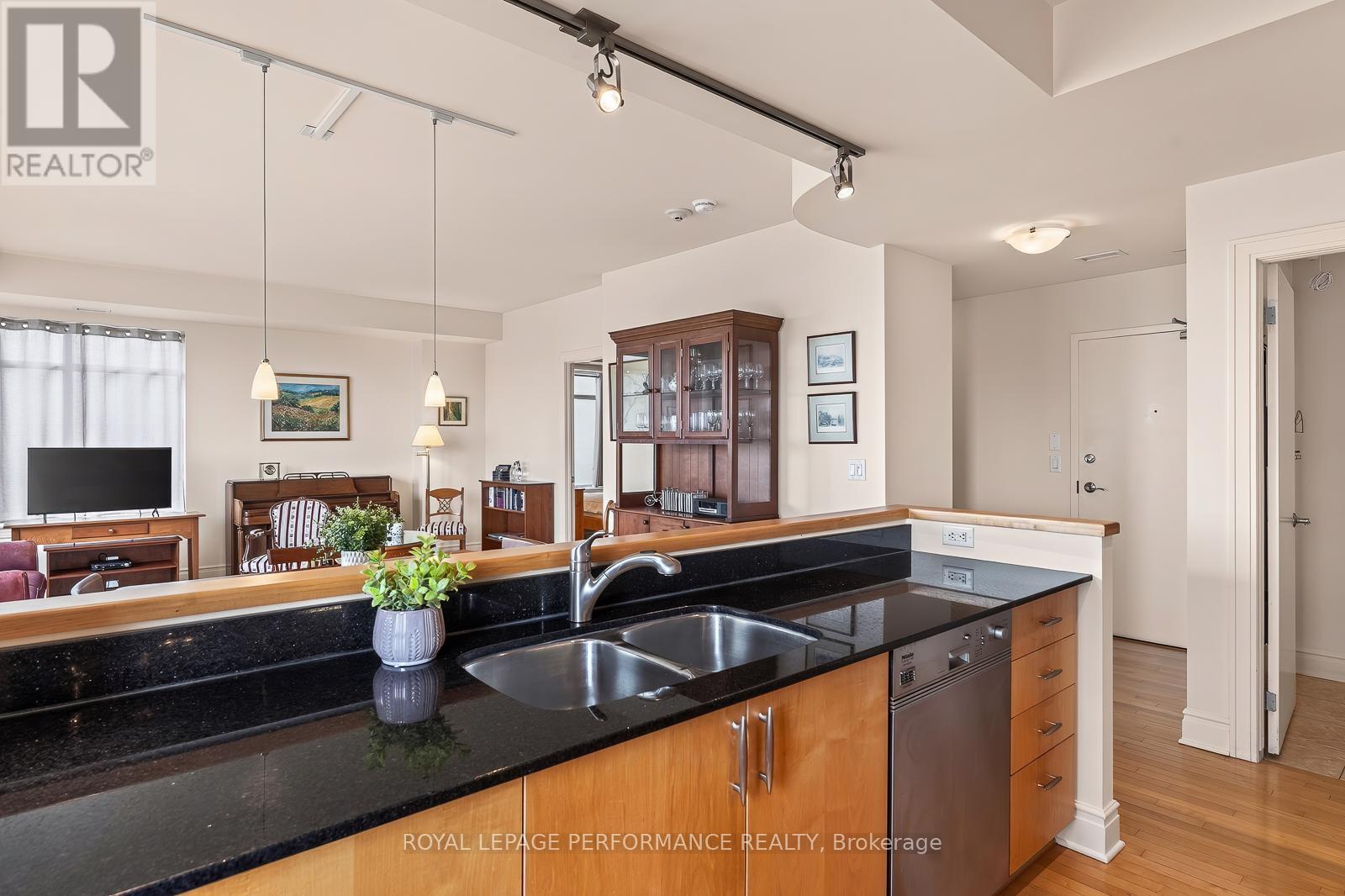 503 - 85 Bronson Avenue, Ottawa, Ontario  K1R 6G7 - Photo 12 - X13464444