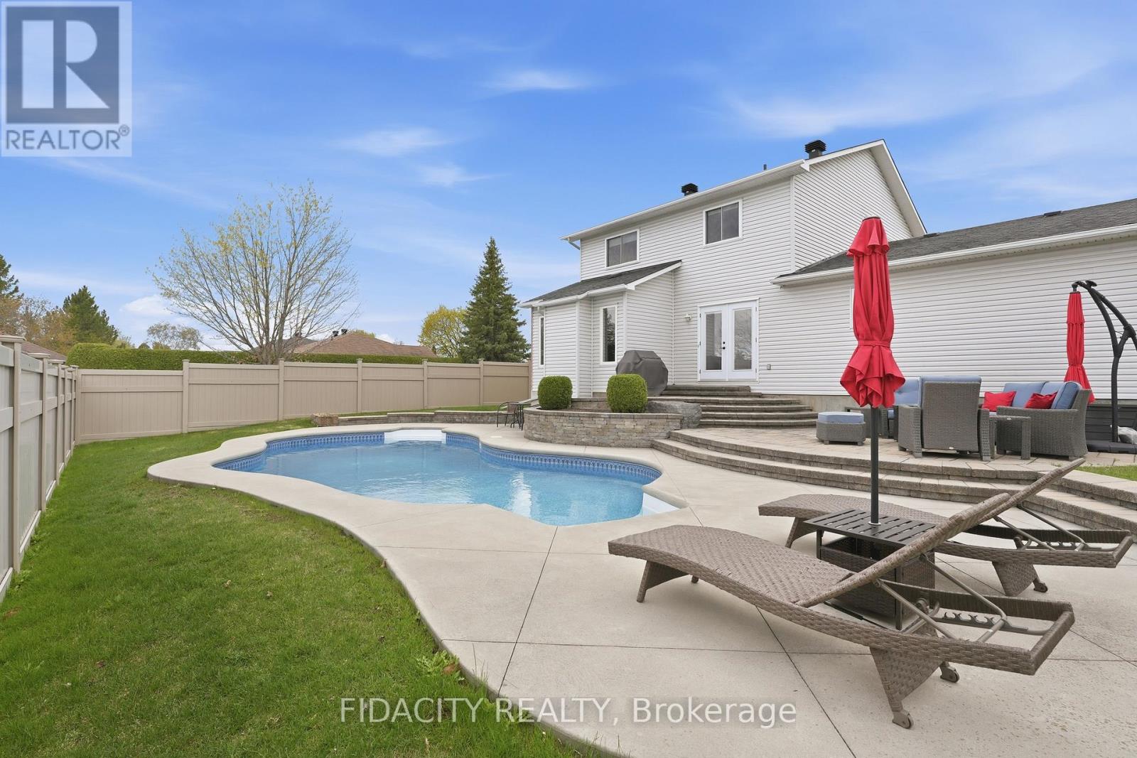 21 West Ridge Drive, Ottawa, Ontario  K2S 1S4 - Photo 3 - X13464530