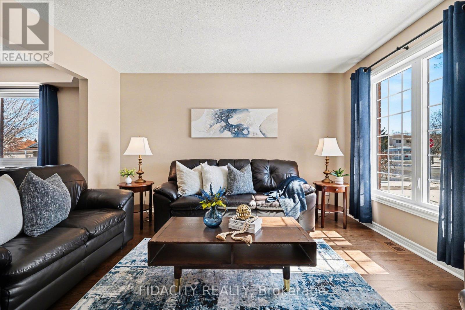 21 West Ridge Drive, Ottawa, Ontario  K2S 1S4 - Photo 4 - X13464530