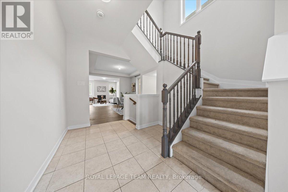 331 Crossway Terrace, Ottawa, Ontario  K2S 2Z3 - Photo 5 - X13464554