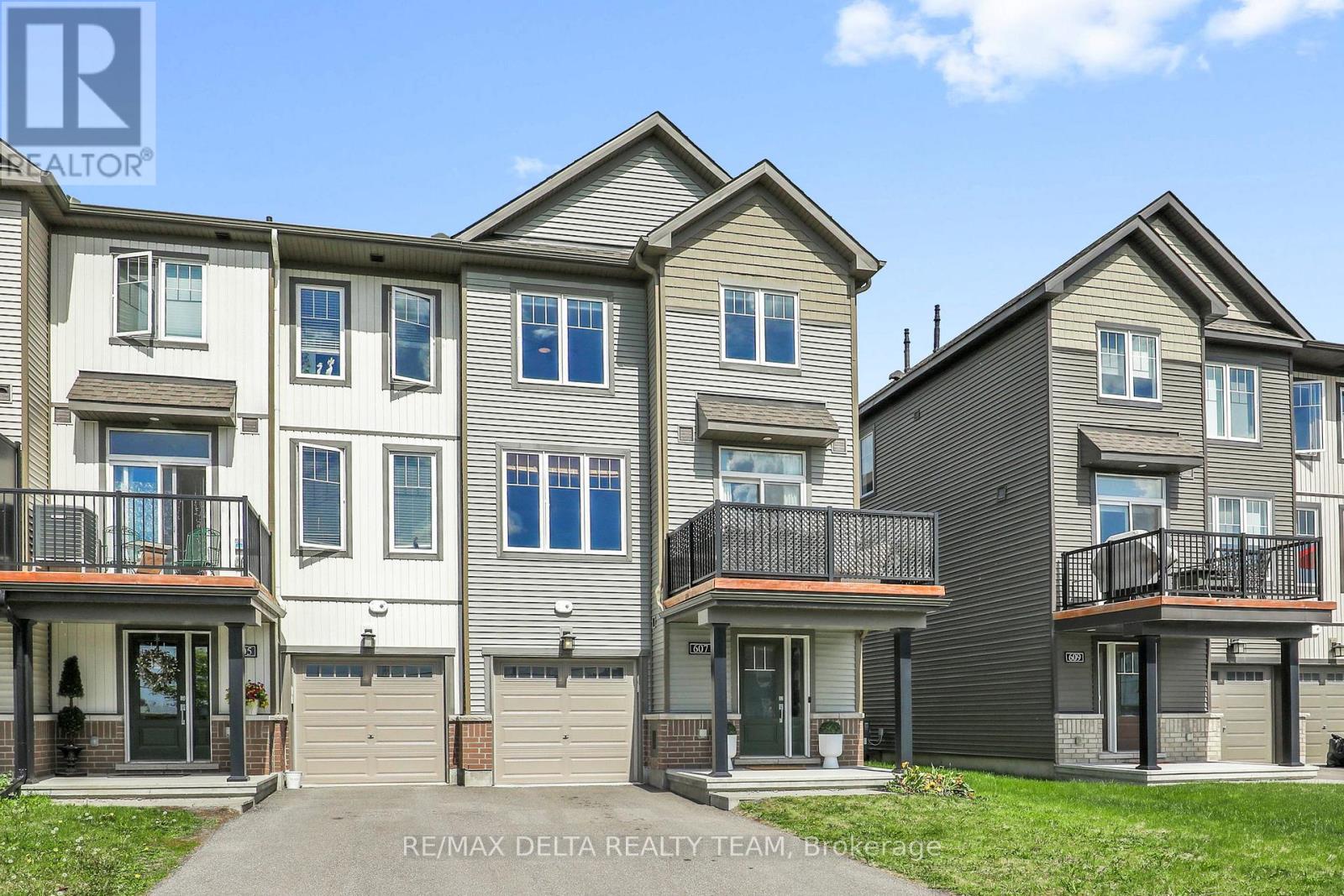 607 Prominence Way, Ottawa, Ontario  K4A 5K8 - Photo 2 - X13464556