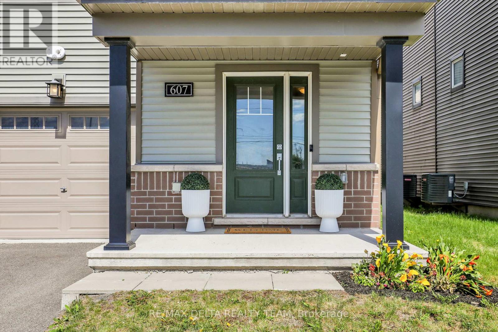 607 Prominence Way, Ottawa, Ontario  K4A 5K8 - Photo 4 - X13464556