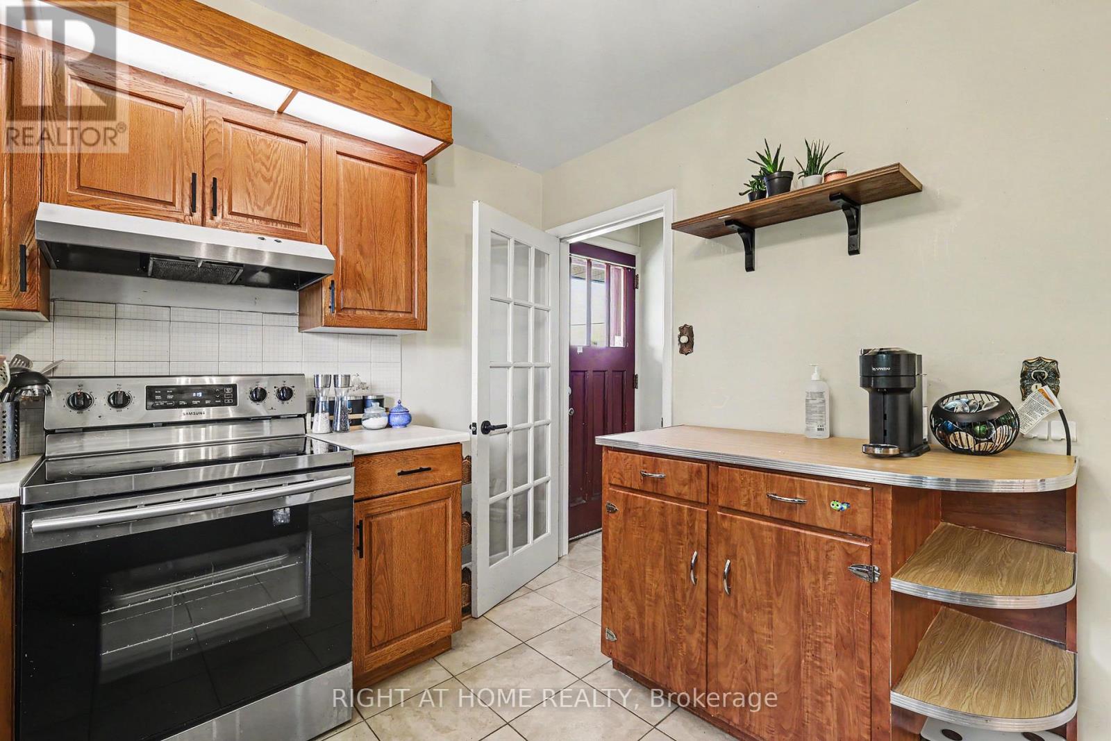 1640 Fisher Avenue, Ottawa, Ontario  K2C 1X6 - Photo 11 - X13464614