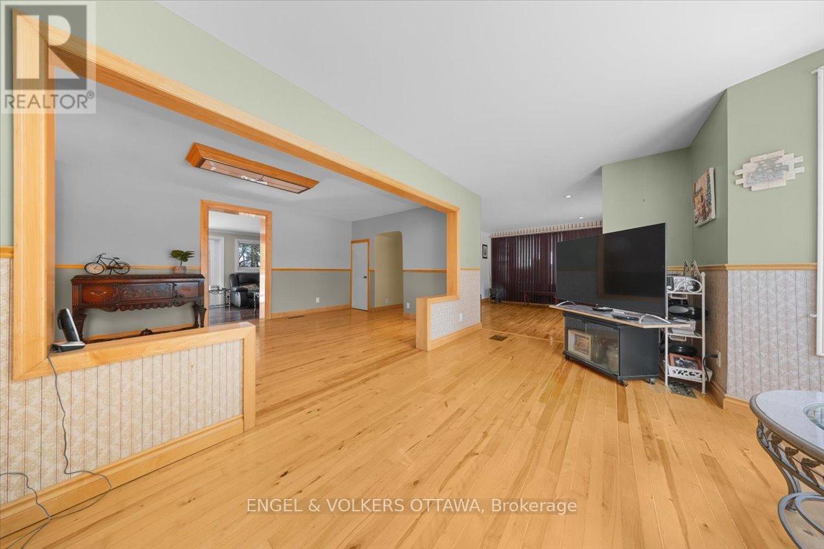2481 Manse Road, Ottawa, Ontario  K4C 1C6 - Photo 11 - X13464678