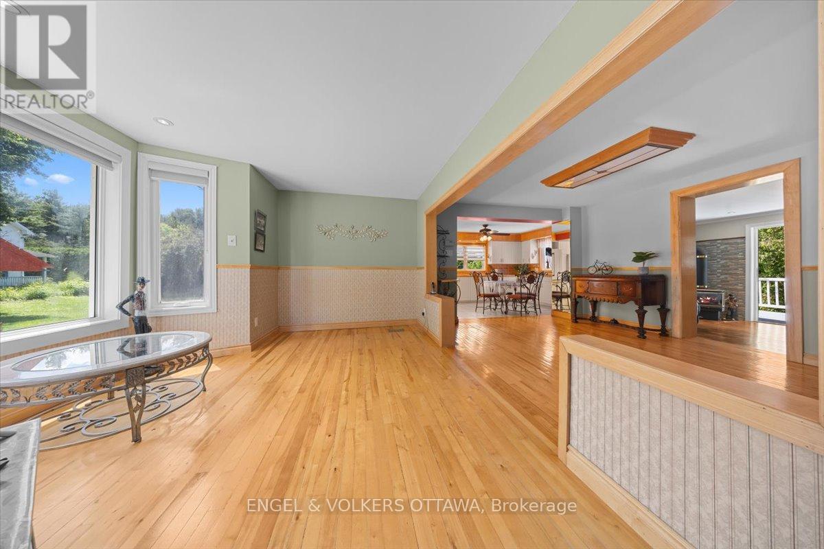 2481 Manse Road, Ottawa, Ontario  K4C 1C6 - Photo 12 - X13464678