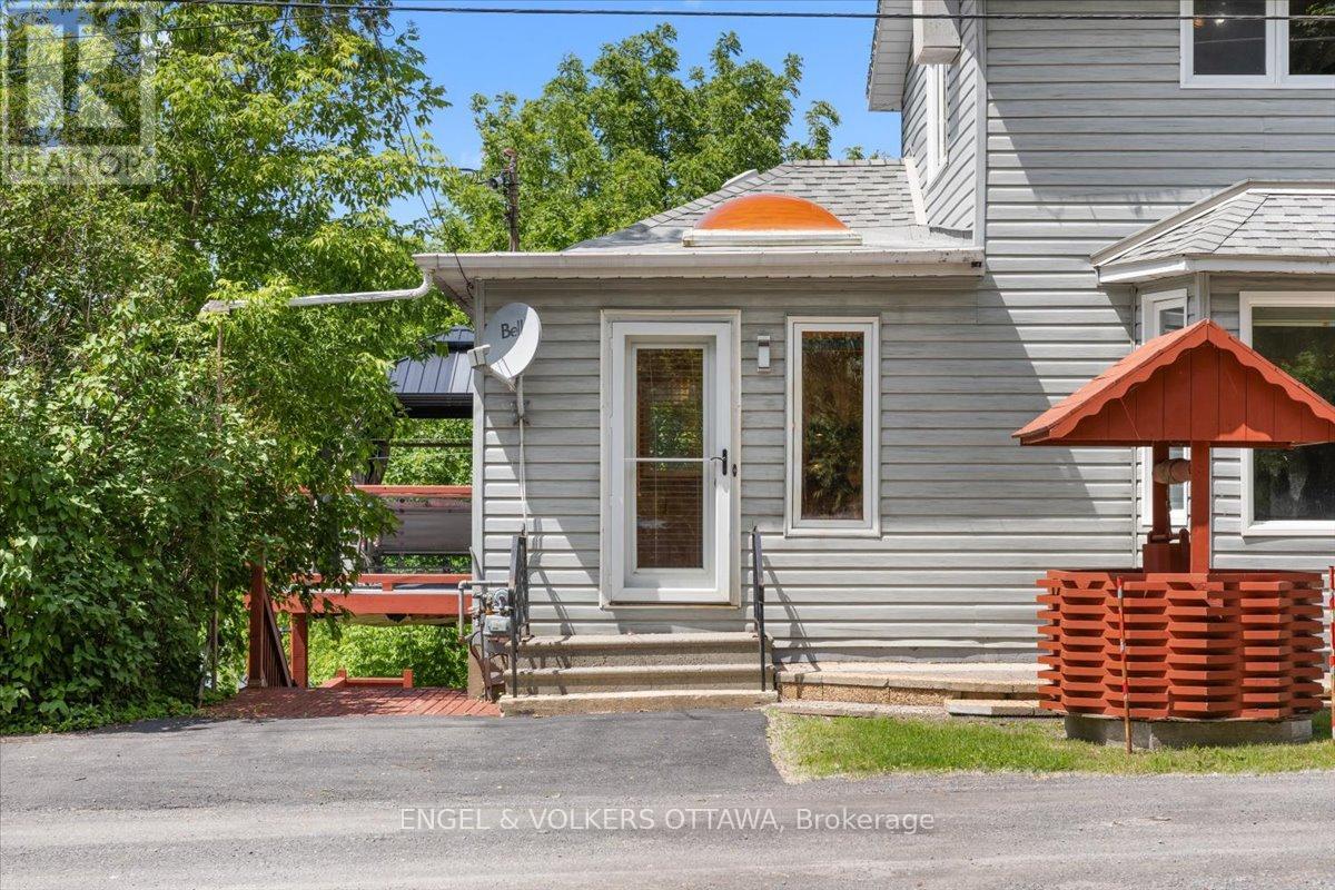 2481 Manse Road, Ottawa, Ontario  K4C 1C6 - Photo 3 - X13464678