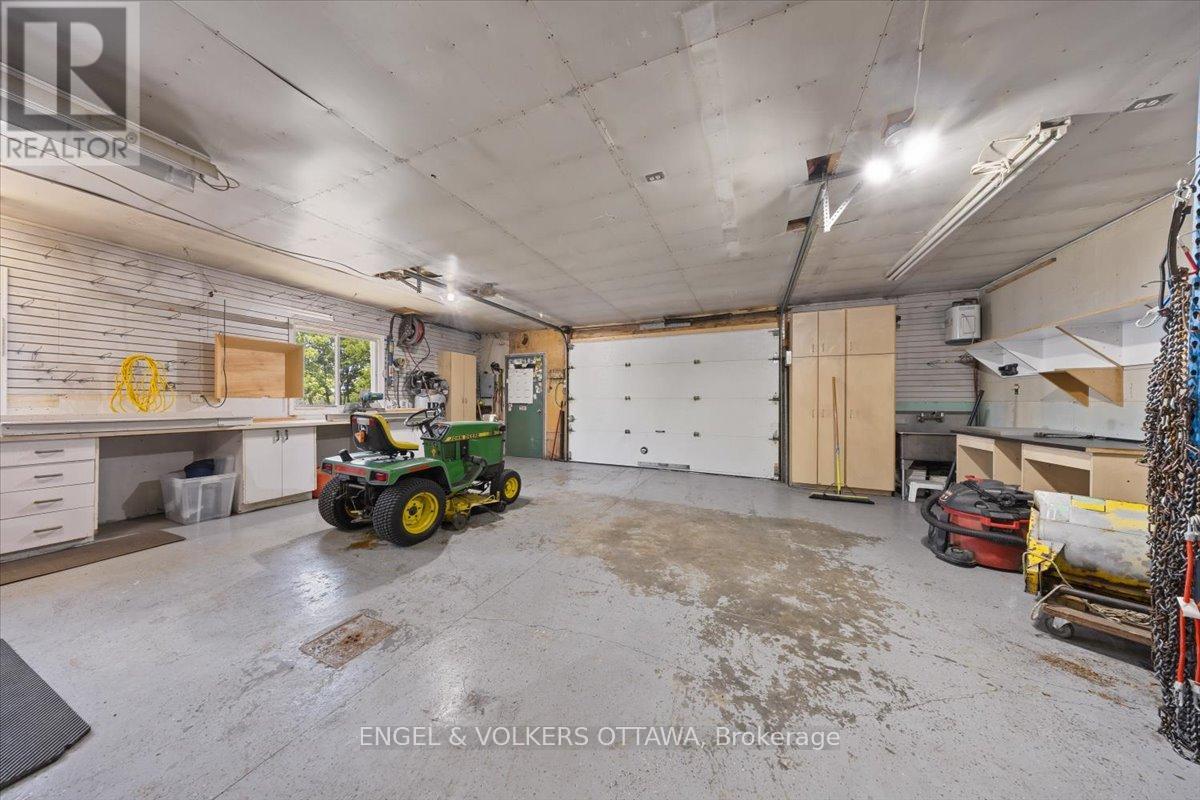 2481 Manse Road, Ottawa, Ontario  K4C 1C6 - Photo 37 - X13464678