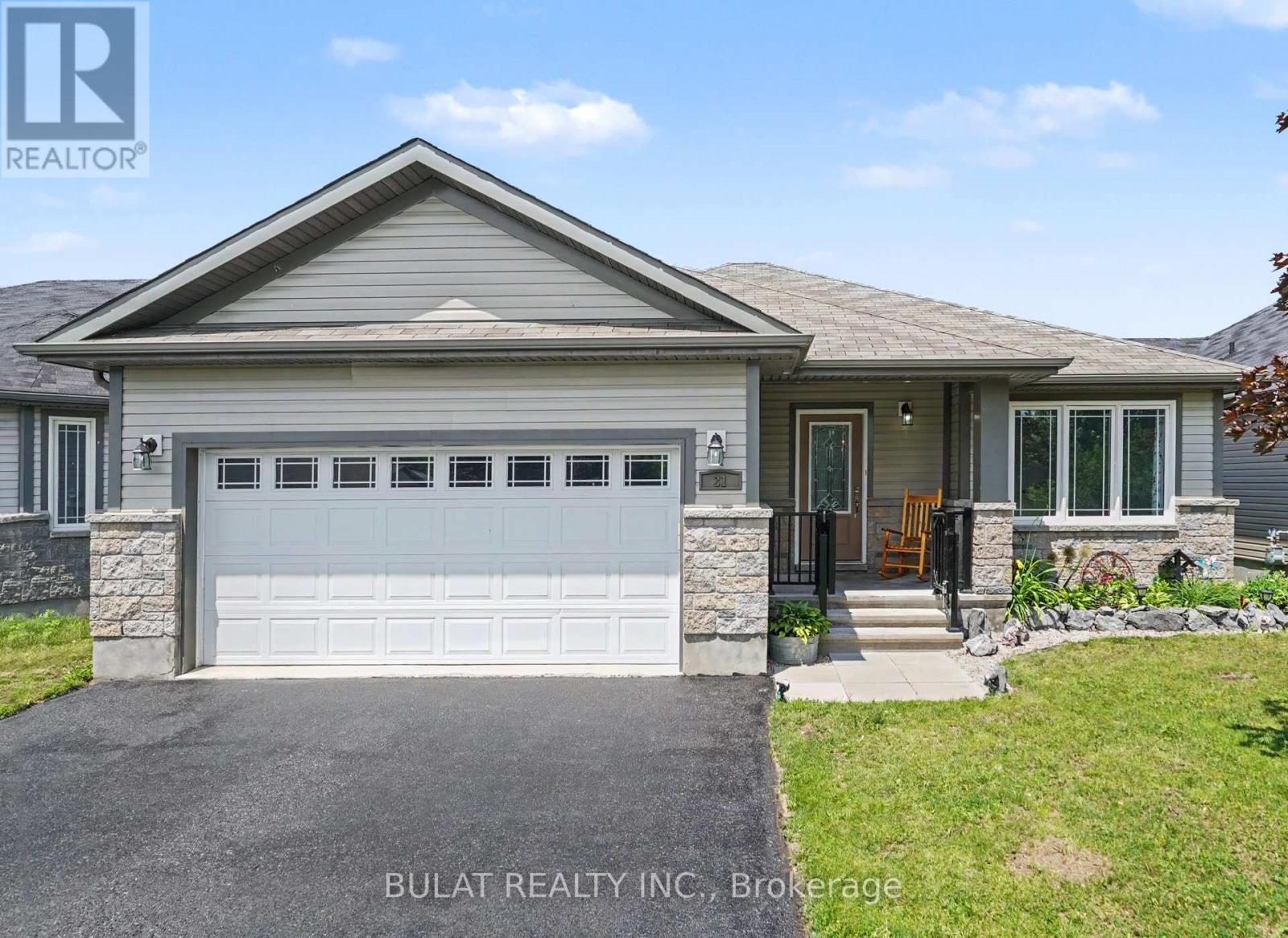 31 Westerra Way, North Grenville, Ontario  K0G 1J0 - Photo 2 - X13464756