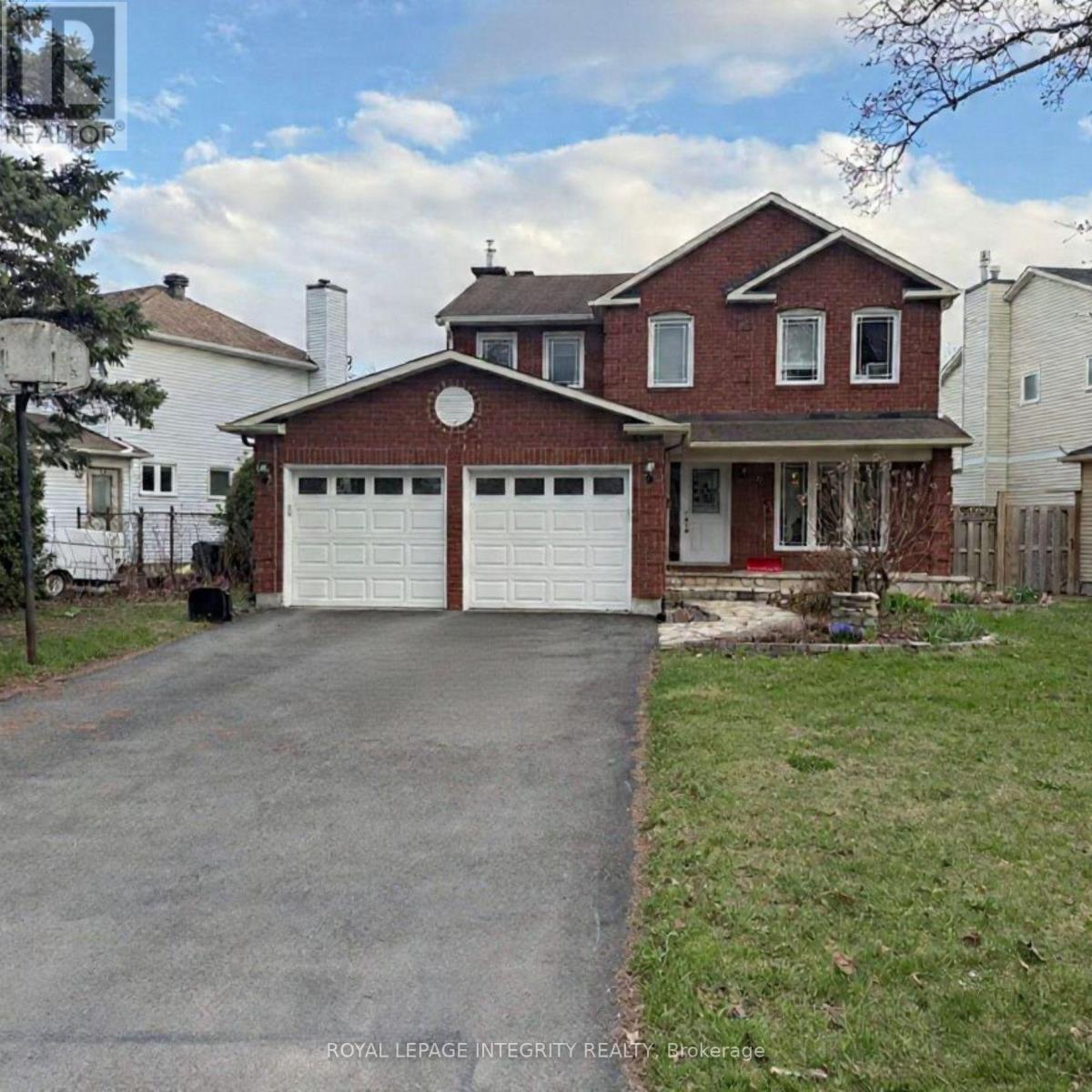 63 Topley Crescent, Ottawa, Ontario  K1G 4M7 - Photo 1 - X13464772