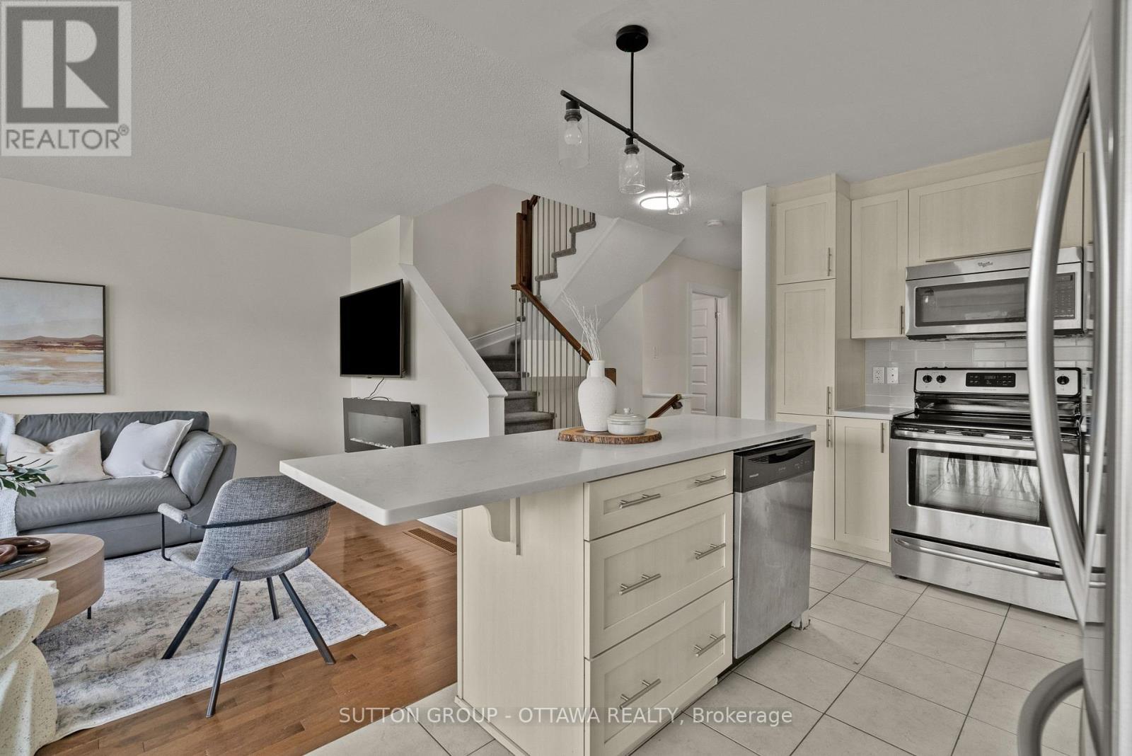 84 Nathalie Street, Clarence-Rockland, Ontario  K4K 0J3 - Photo 10 - X13464836