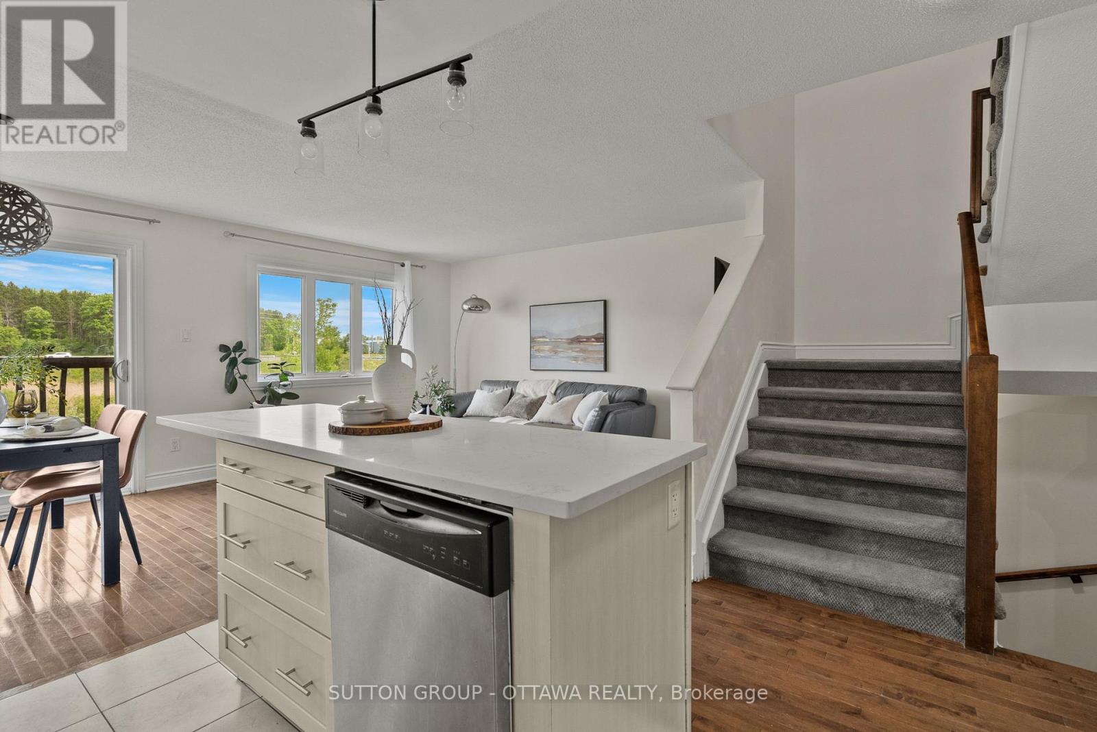 84 Nathalie Street, Clarence-Rockland, Ontario  K4K 0J3 - Photo 11 - X13464836
