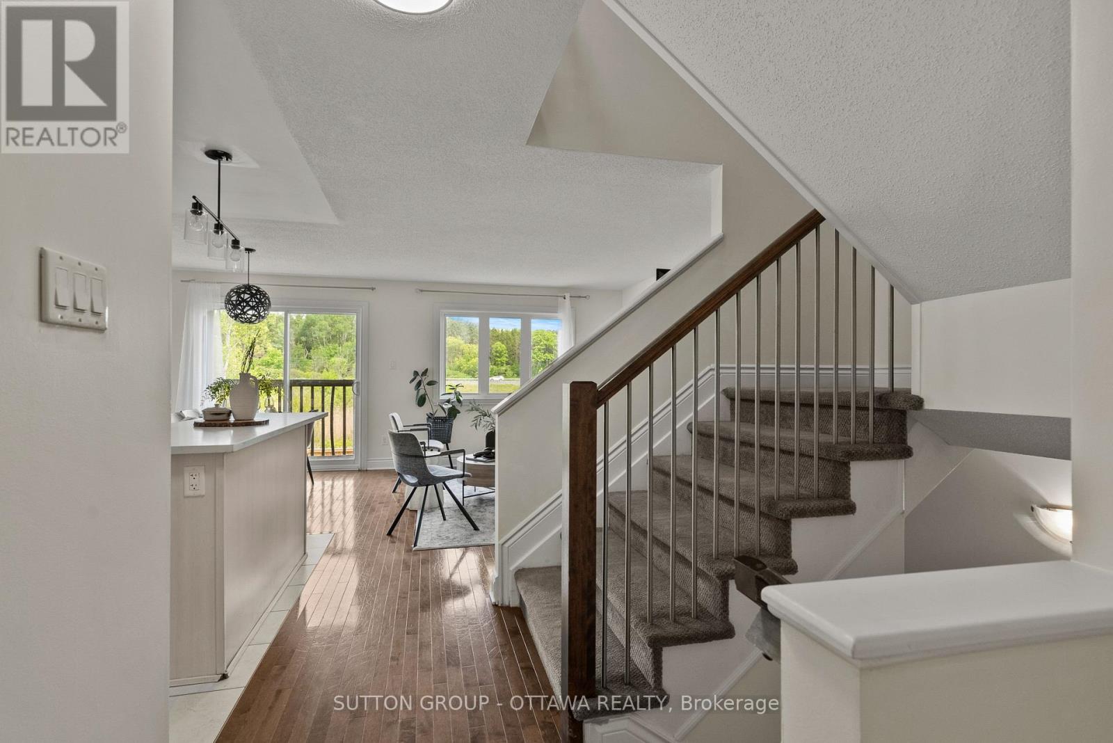 84 Nathalie Street, Clarence-Rockland, Ontario  K4K 0J3 - Photo 4 - X13464836