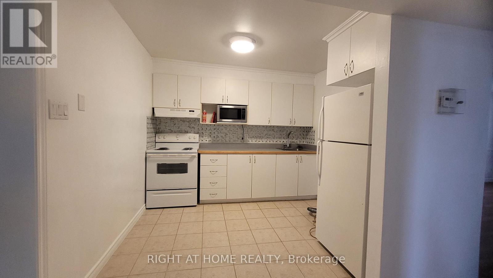 298 Montfort Street, Ottawa, Ontario  K1L 5N6 - Photo 14 - X13464846