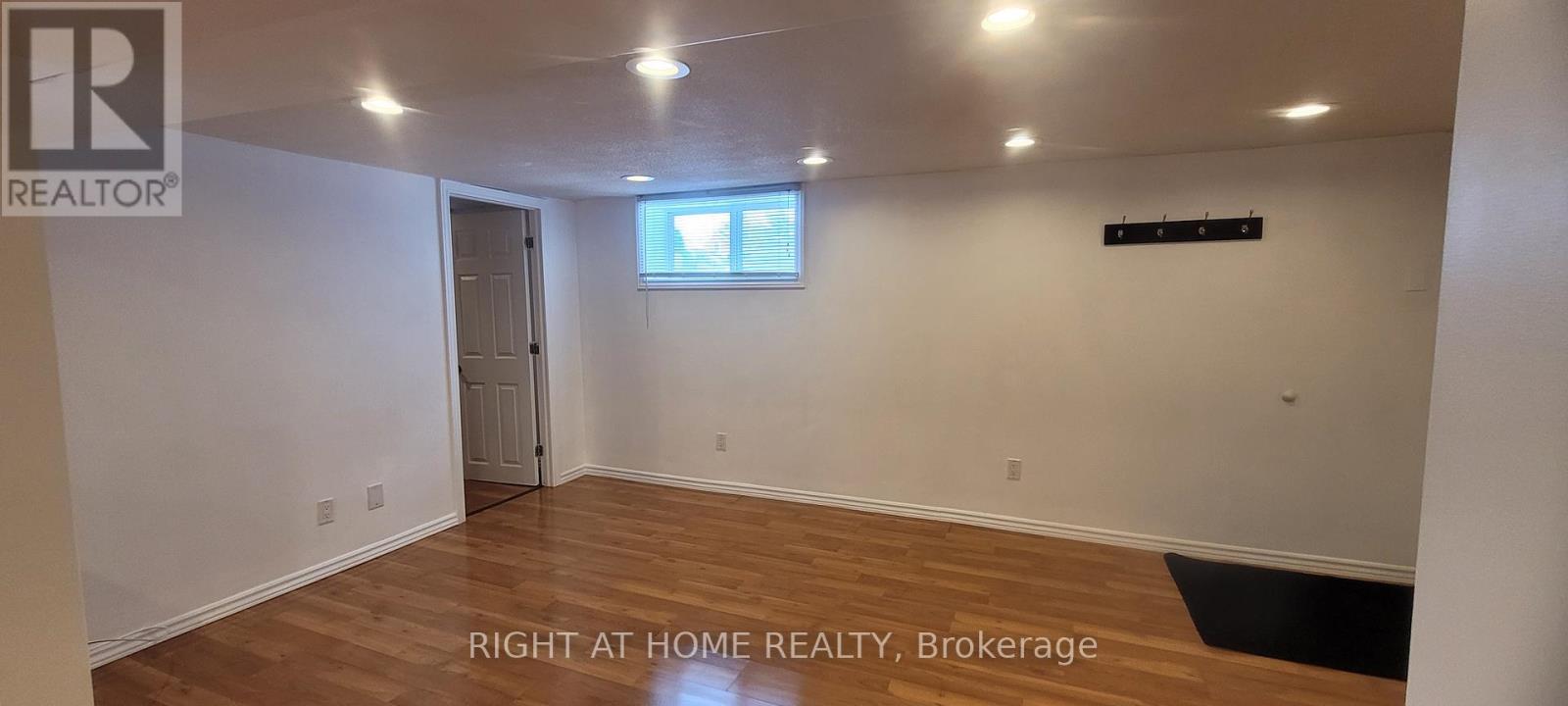 298 Montfort Street, Ottawa, Ontario  K1L 5N6 - Photo 5 - X13464846
