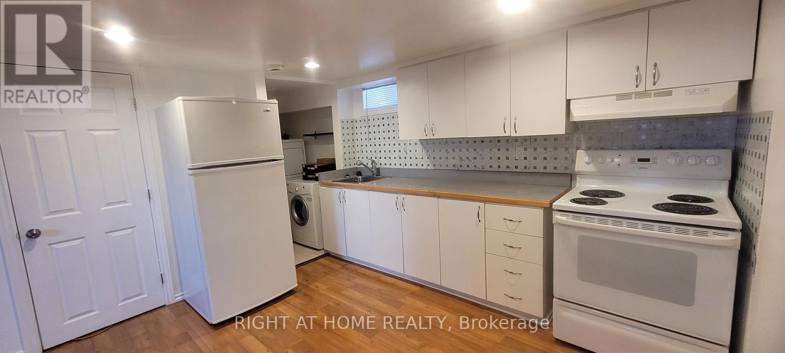 298 Montfort Street, Ottawa, Ontario  K1L 5N6 - Photo 7 - X13464846