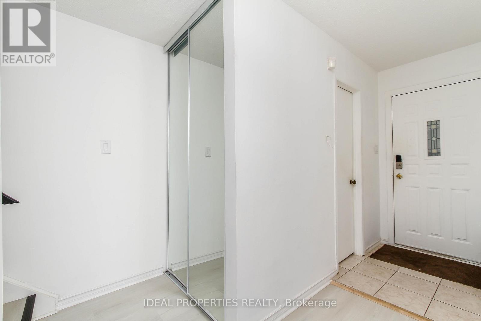 26 - 2415 Southvale Crescent, Ottawa, Ontario  K1B 4T9 - Photo 3 - X13464864