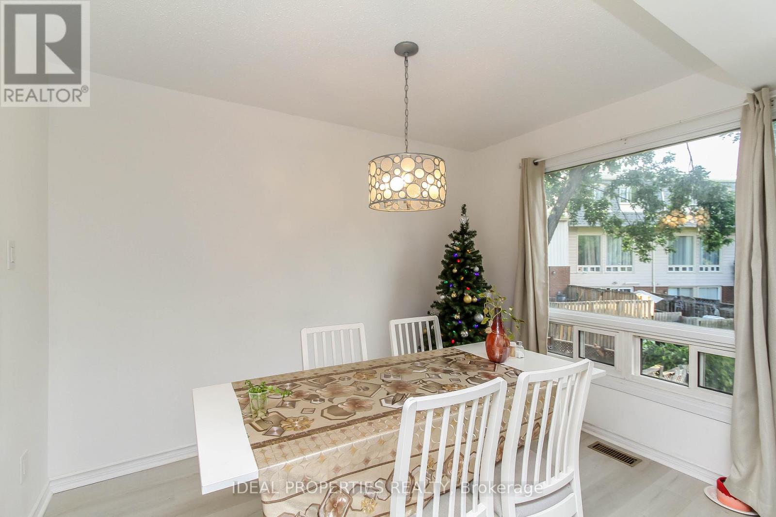 26 - 2415 Southvale Crescent, Ottawa, Ontario  K1B 4T9 - Photo 8 - X13464864