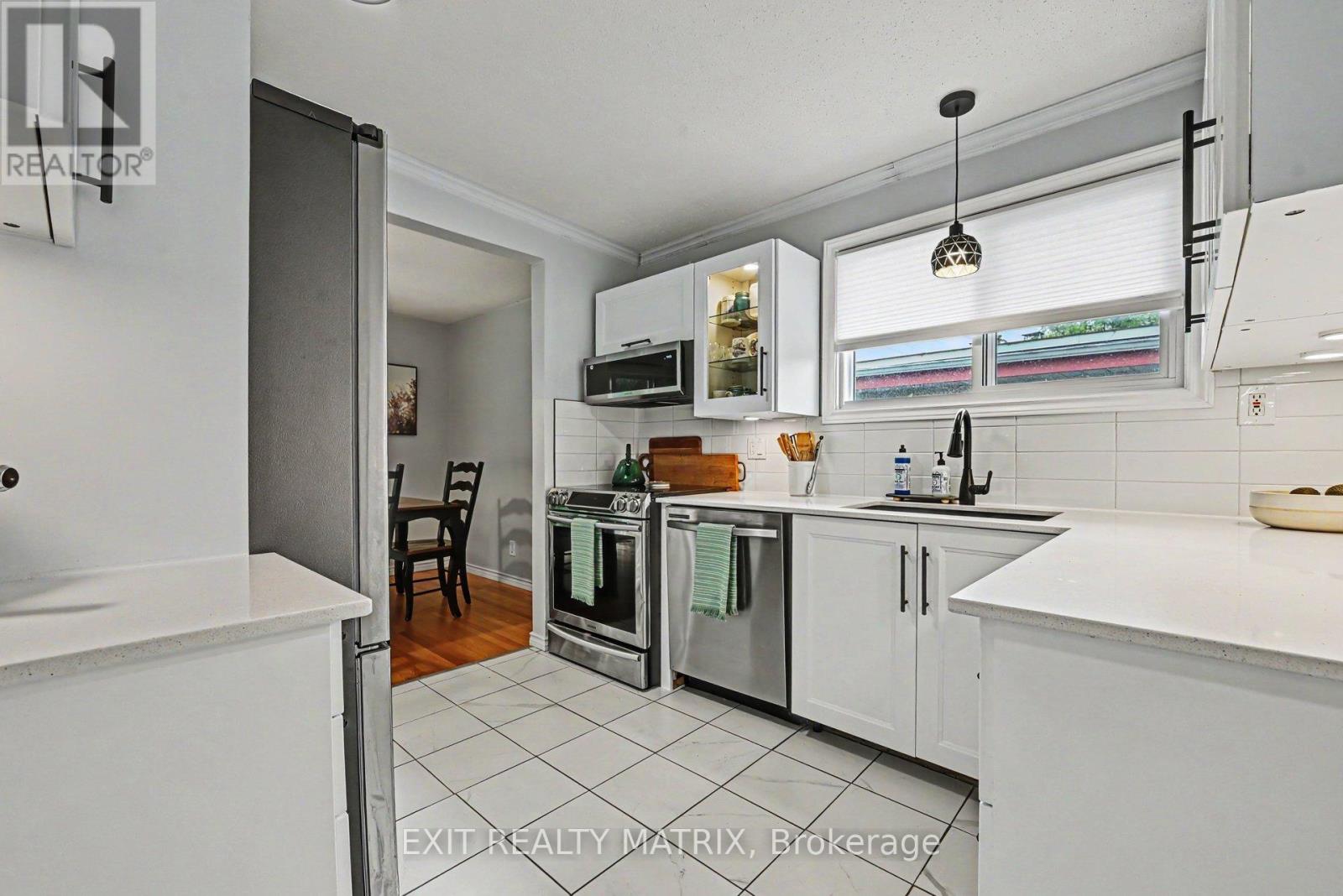 2385 Walkley Road, Ottawa, Ontario  K1H 2H1 - Photo 10 - X13464868