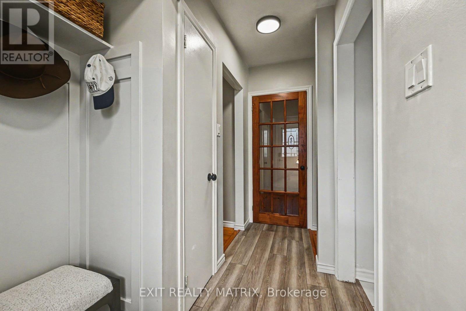 2385 Walkley Road, Ottawa, Ontario  K1H 2H1 - Photo 3 - X13464868